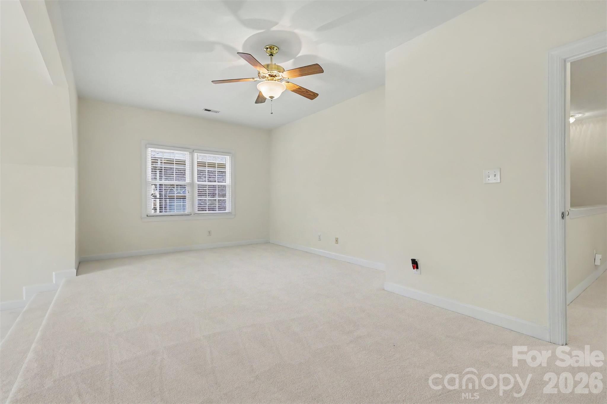 10110 Paradise Ridge Road — Charlotte