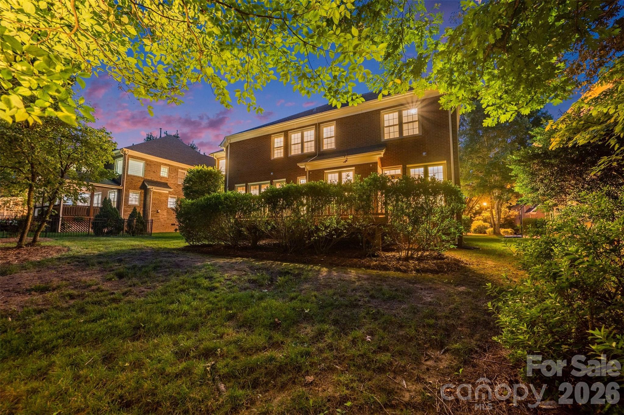 10110 Paradise Ridge Road — Charlotte