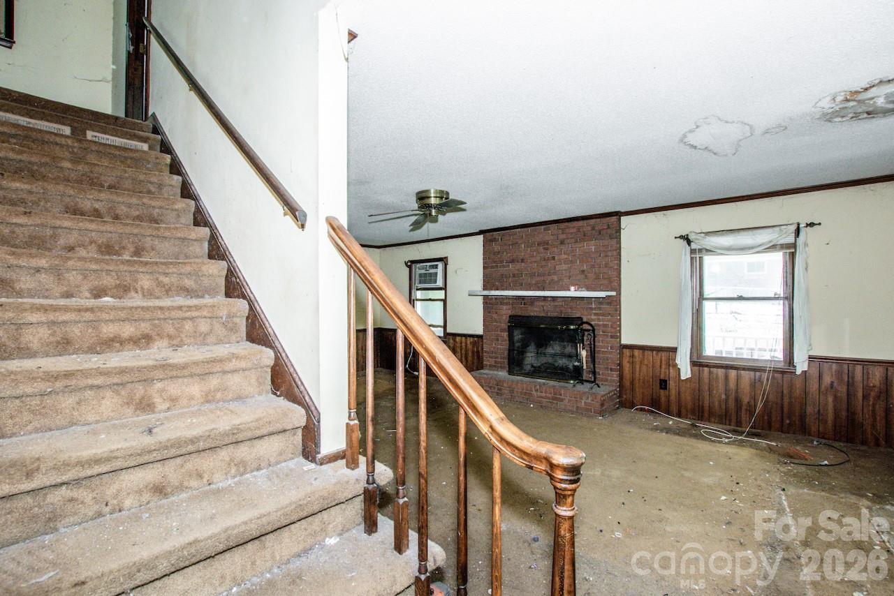 648 Tracy Lane — Gastonia