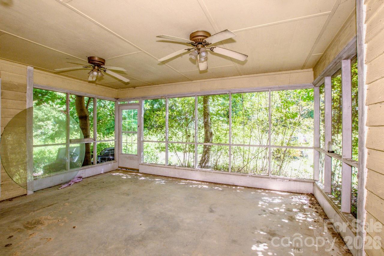 648 Tracy Lane — Gastonia