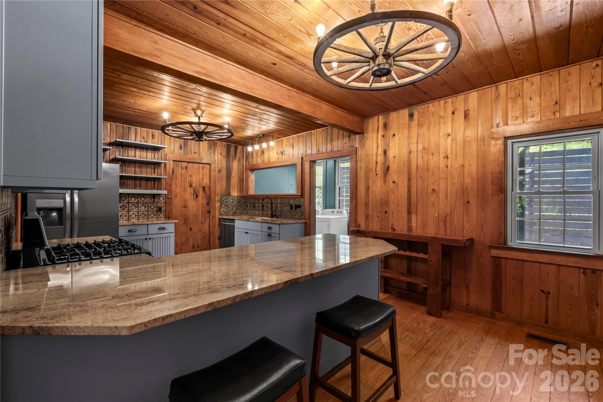 150 Indian Cave Park Road — Hendersonville