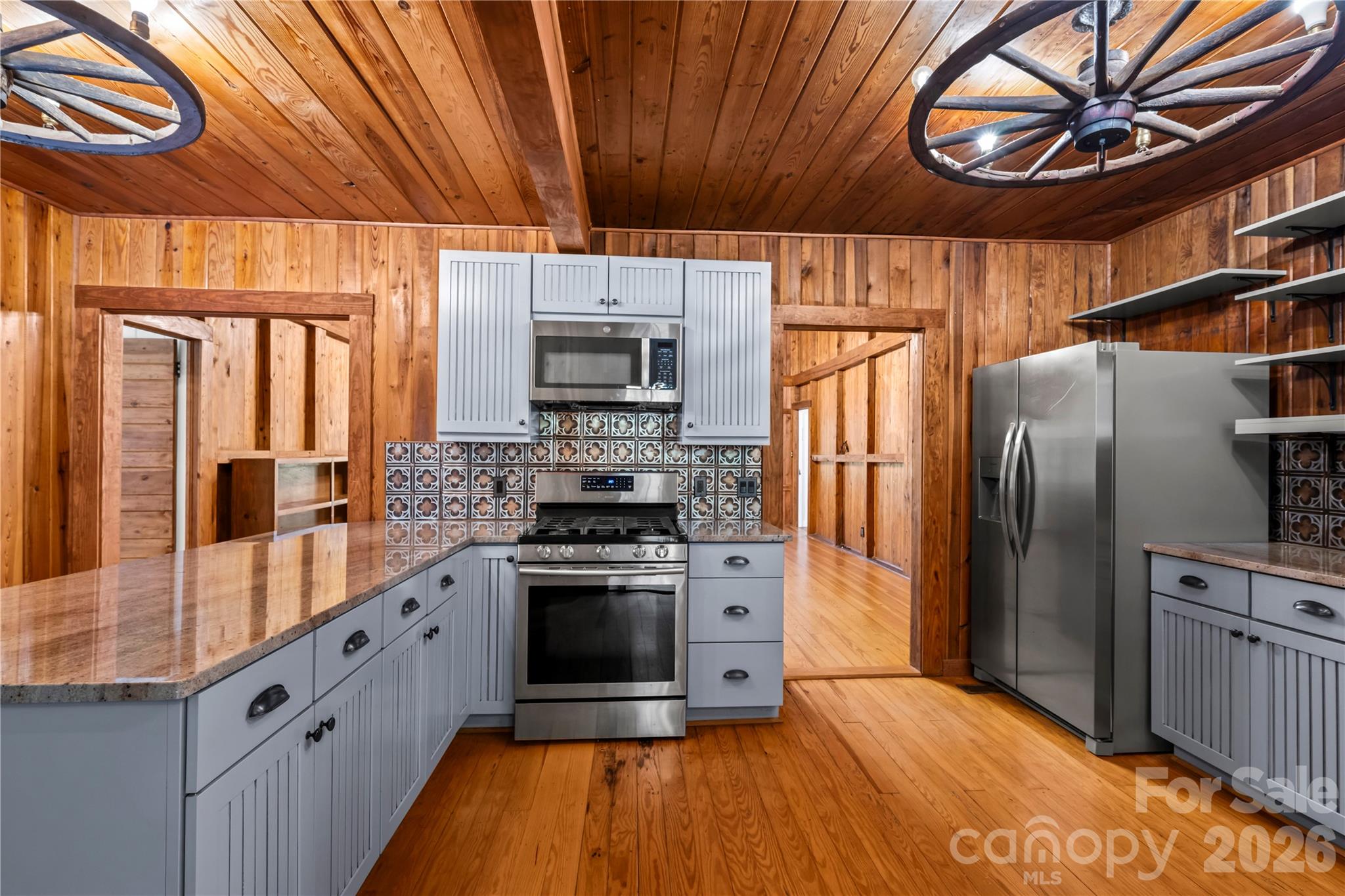 150 Indian Cave Park Road — Hendersonville