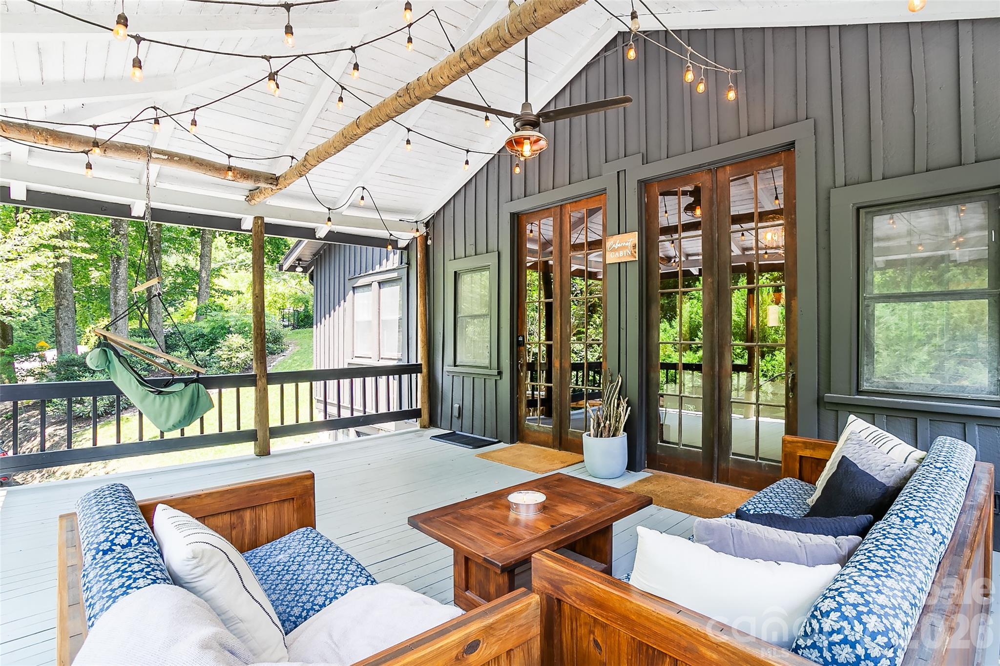 150 Indian Cave Park Road — Hendersonville