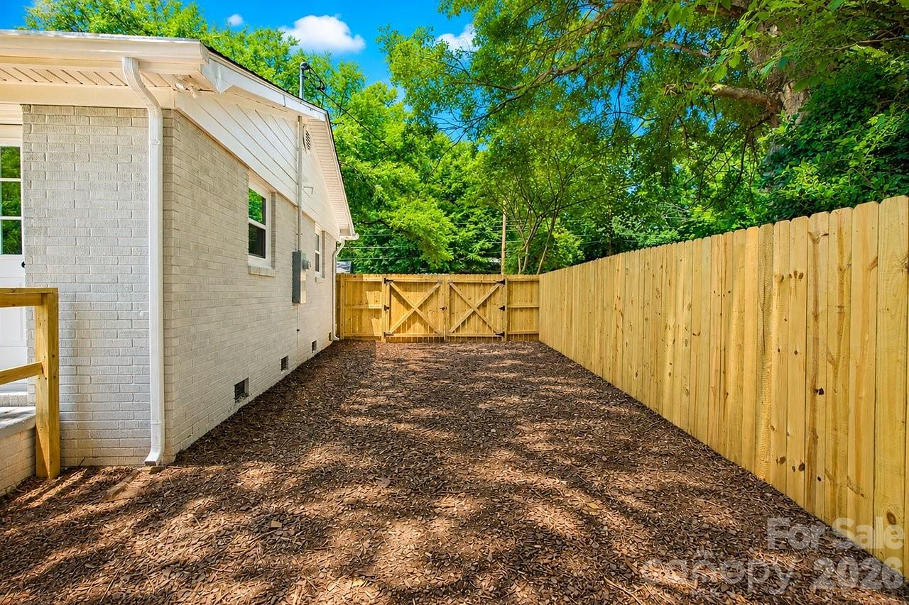 2513 Westgrove Drive — Charlotte