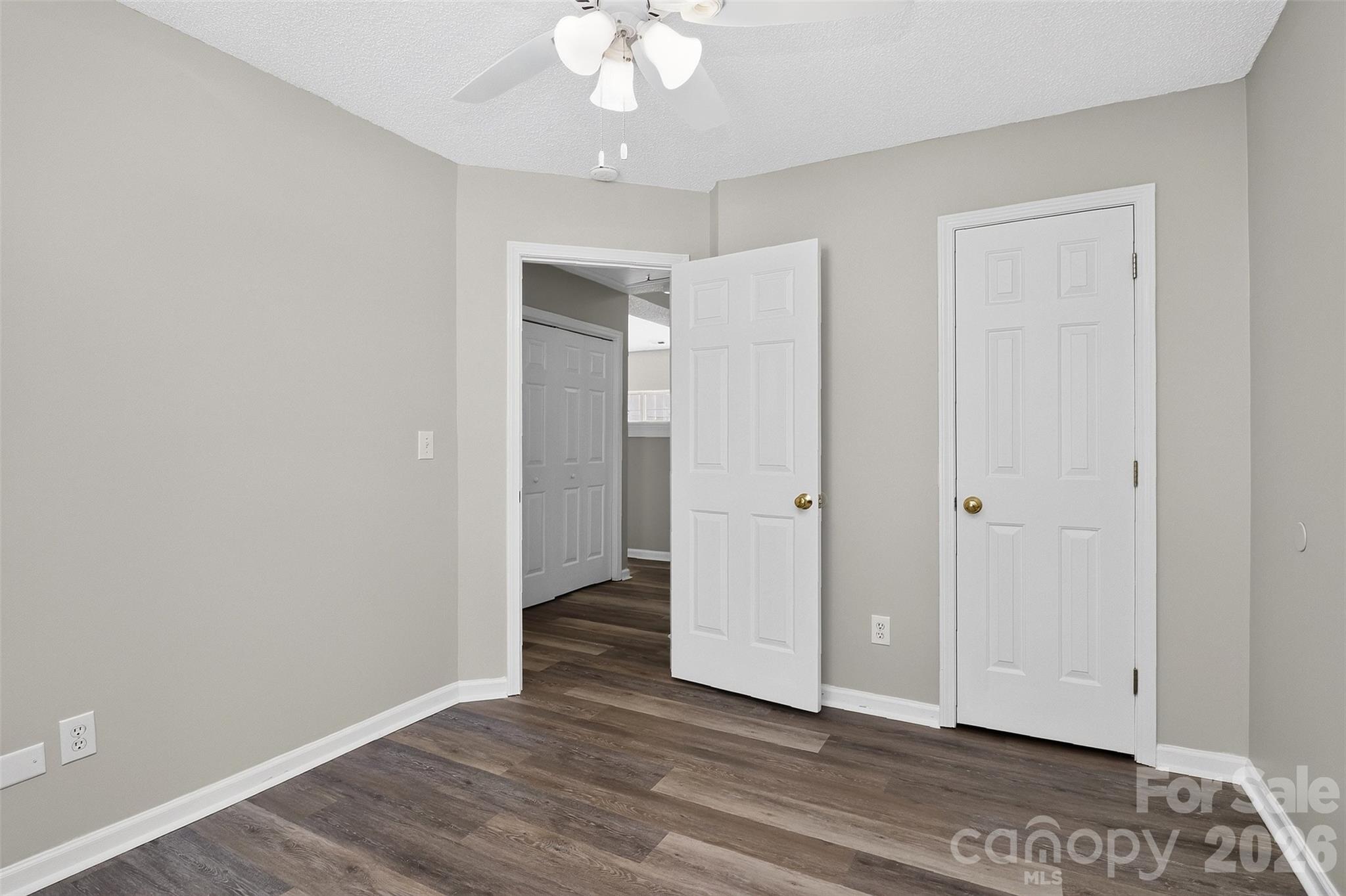 1048 Sandy Point Drive SW — Concord