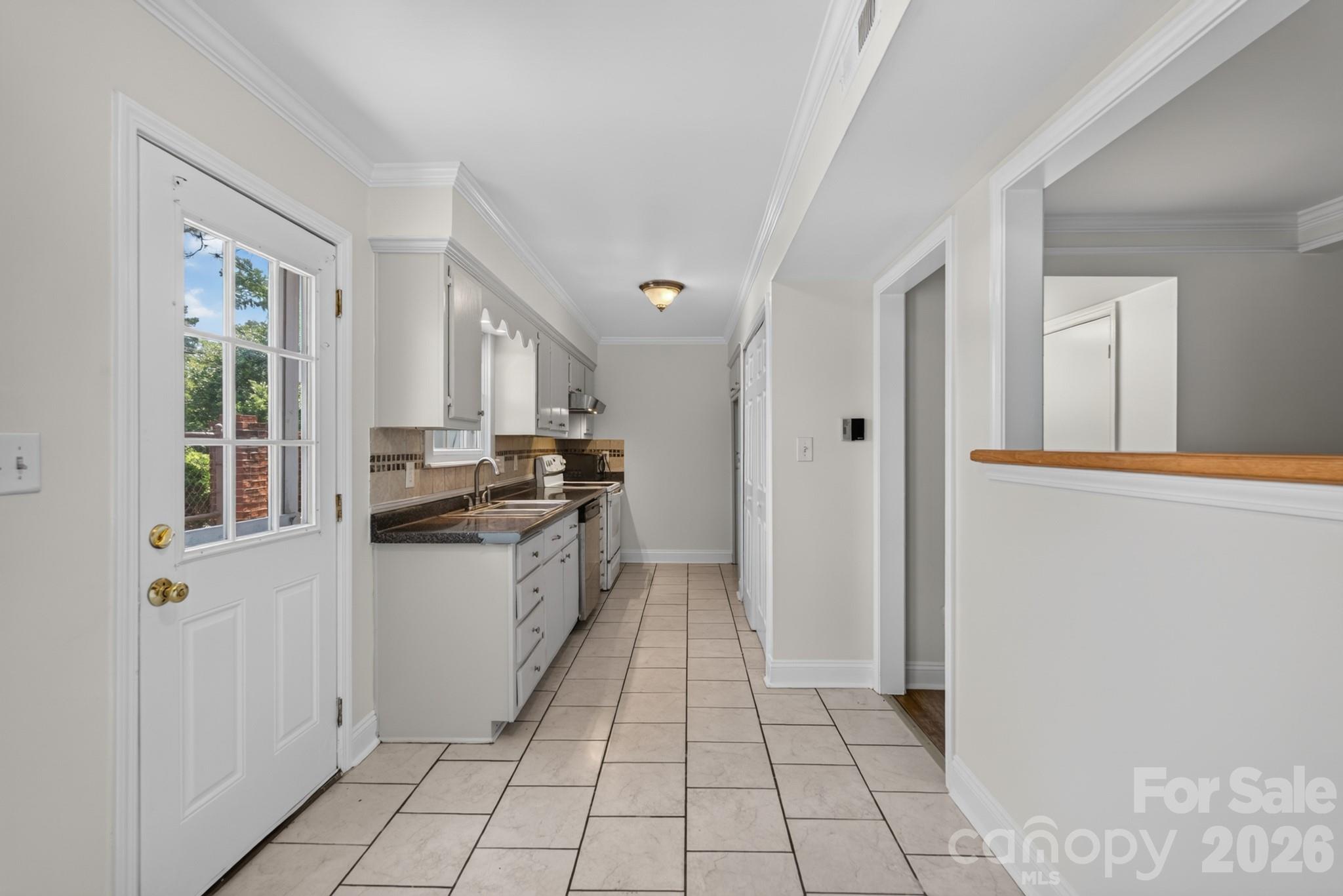 8904 Hunter Ridge Drive — Charlotte
