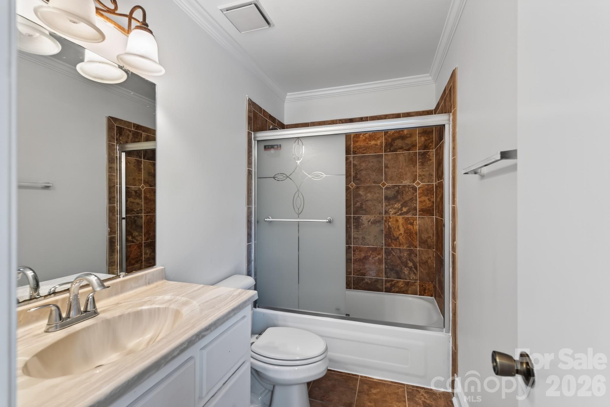 8904 Hunter Ridge Drive — Charlotte