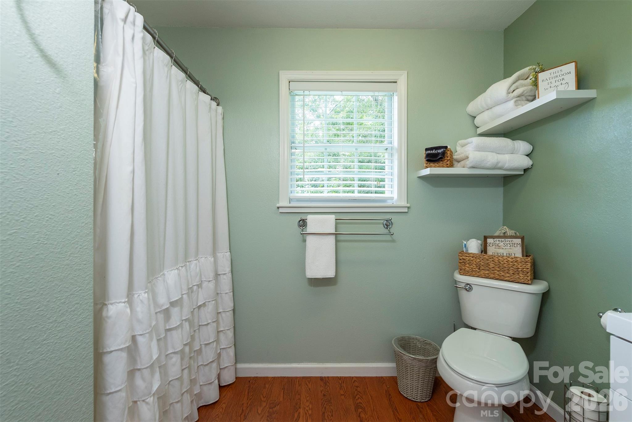 223 Davidson Road — Swannanoa
