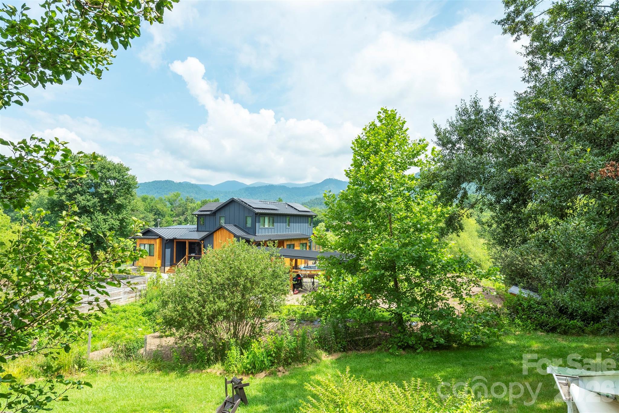 223 Davidson Road — Swannanoa