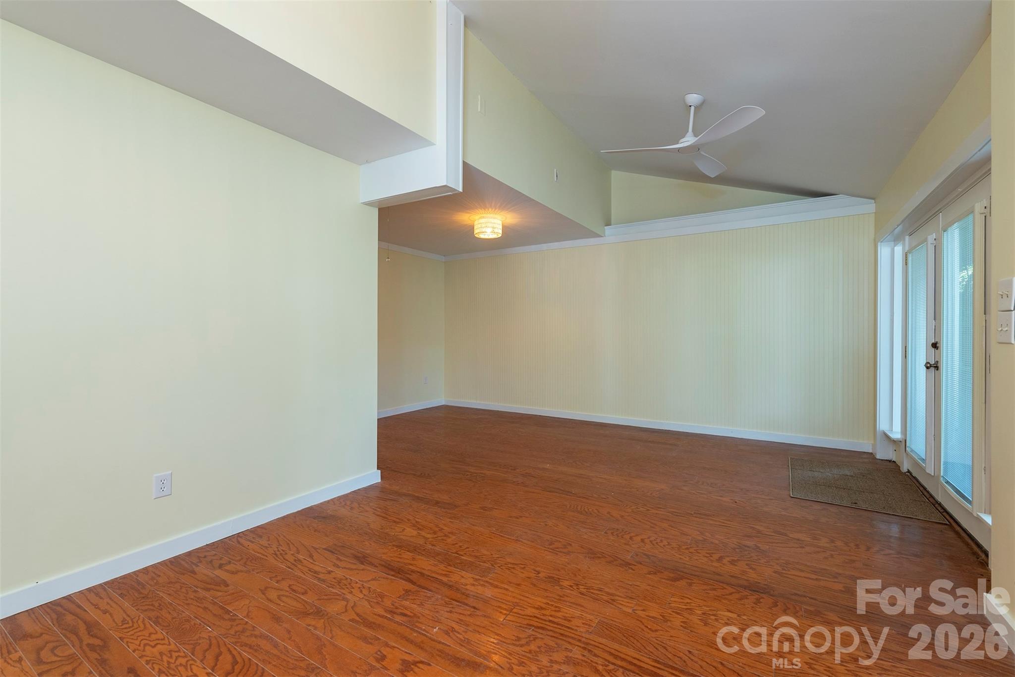 223 Davidson Road — Swannanoa