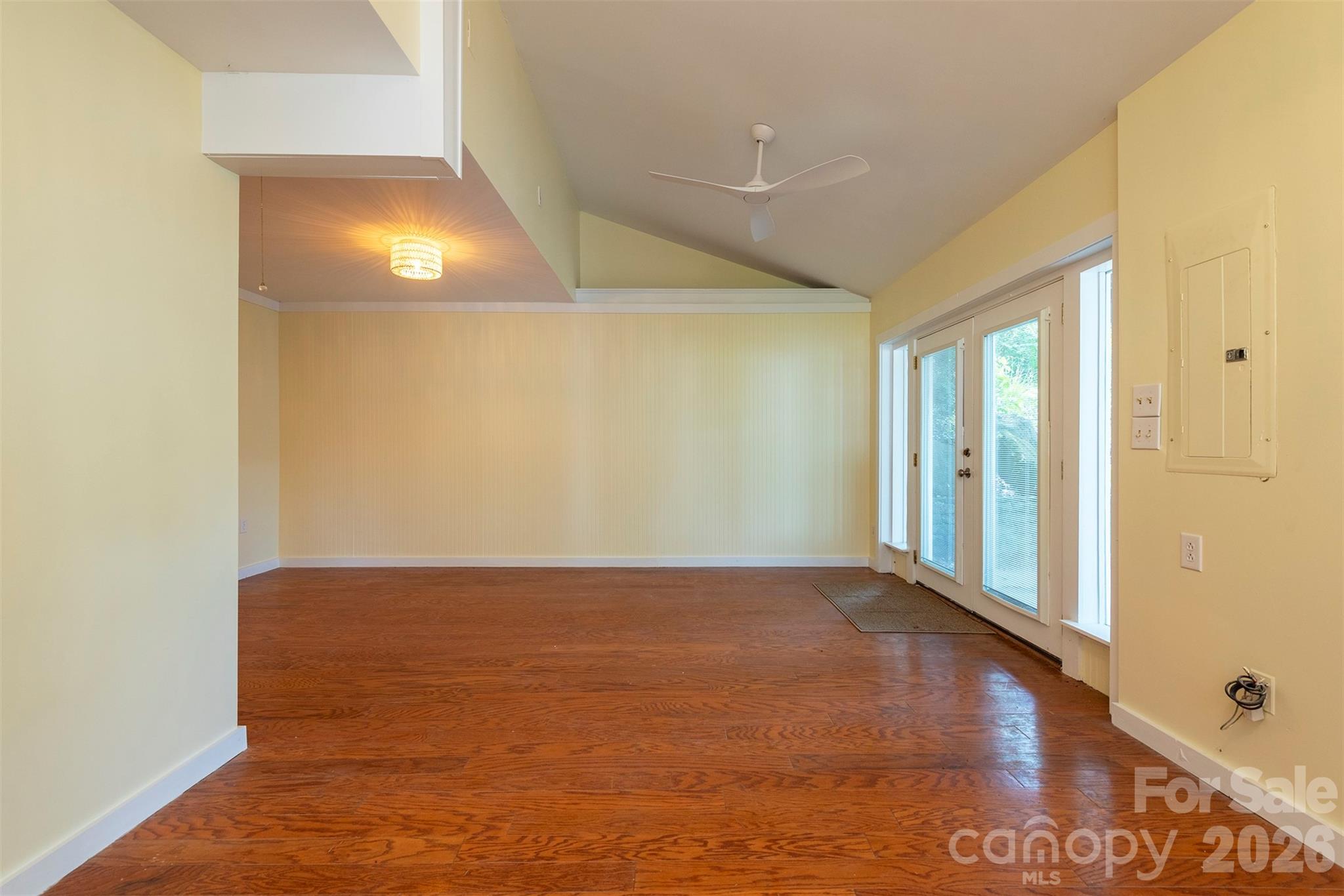 223 Davidson Road — Swannanoa