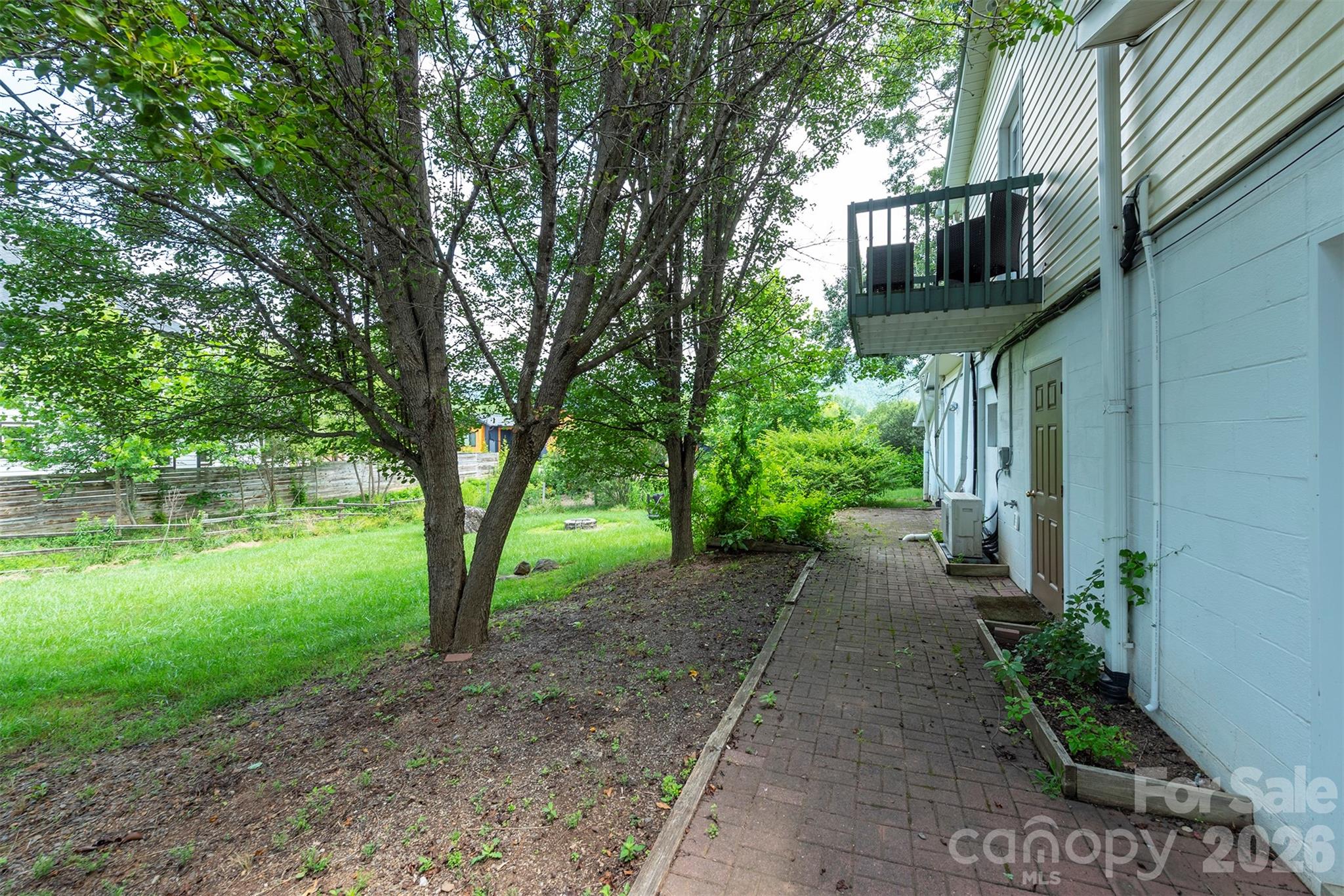 223 Davidson Road — Swannanoa