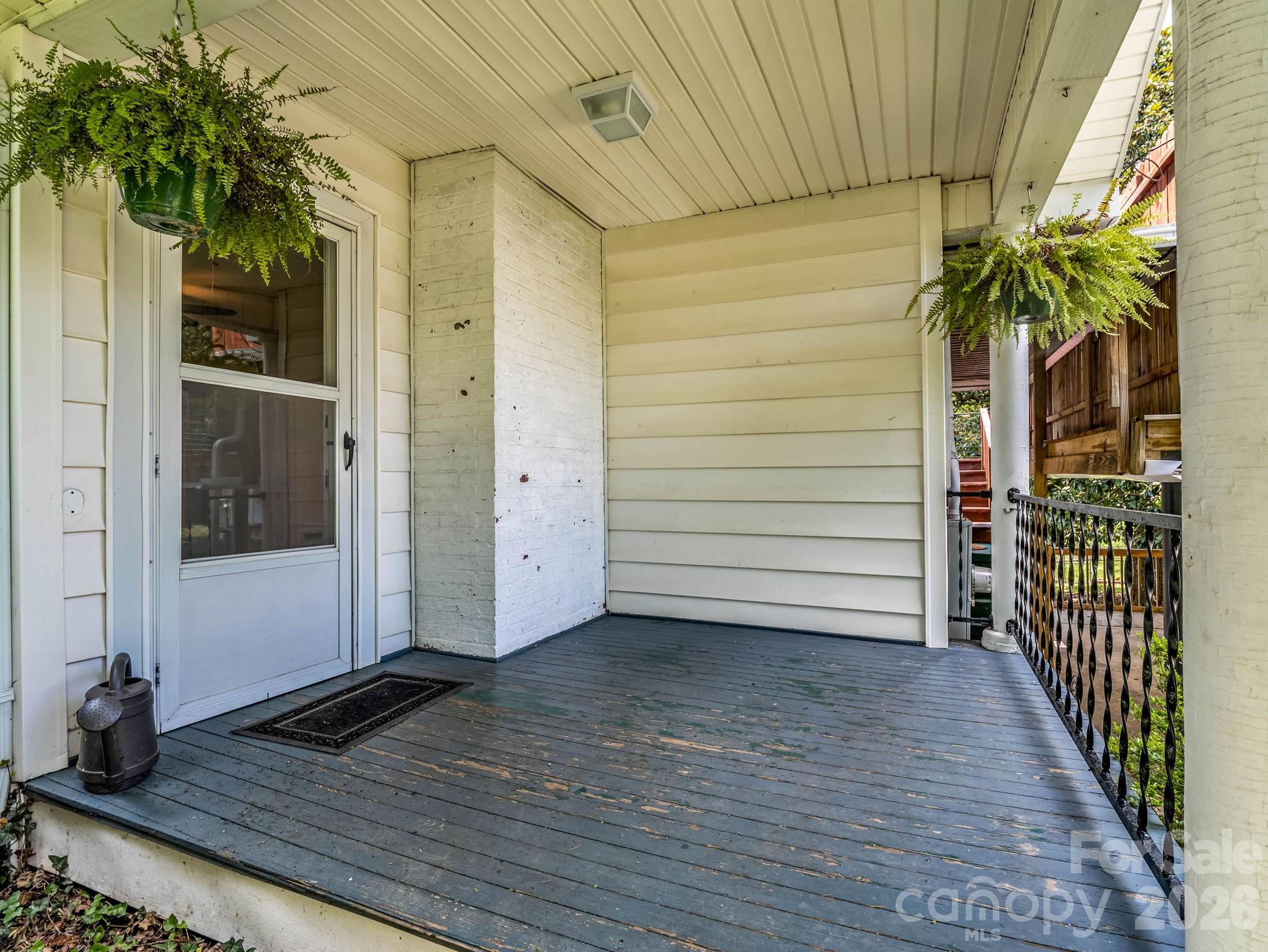 555 State Street — Marion