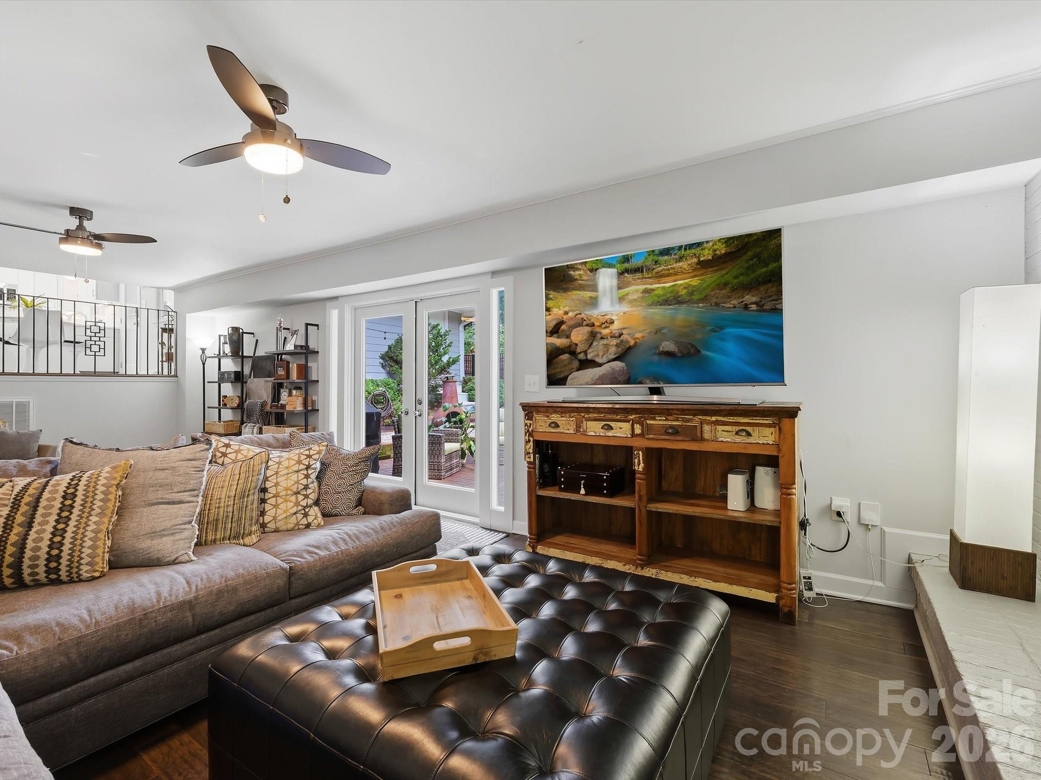 6419 Morven Lane — Charlotte