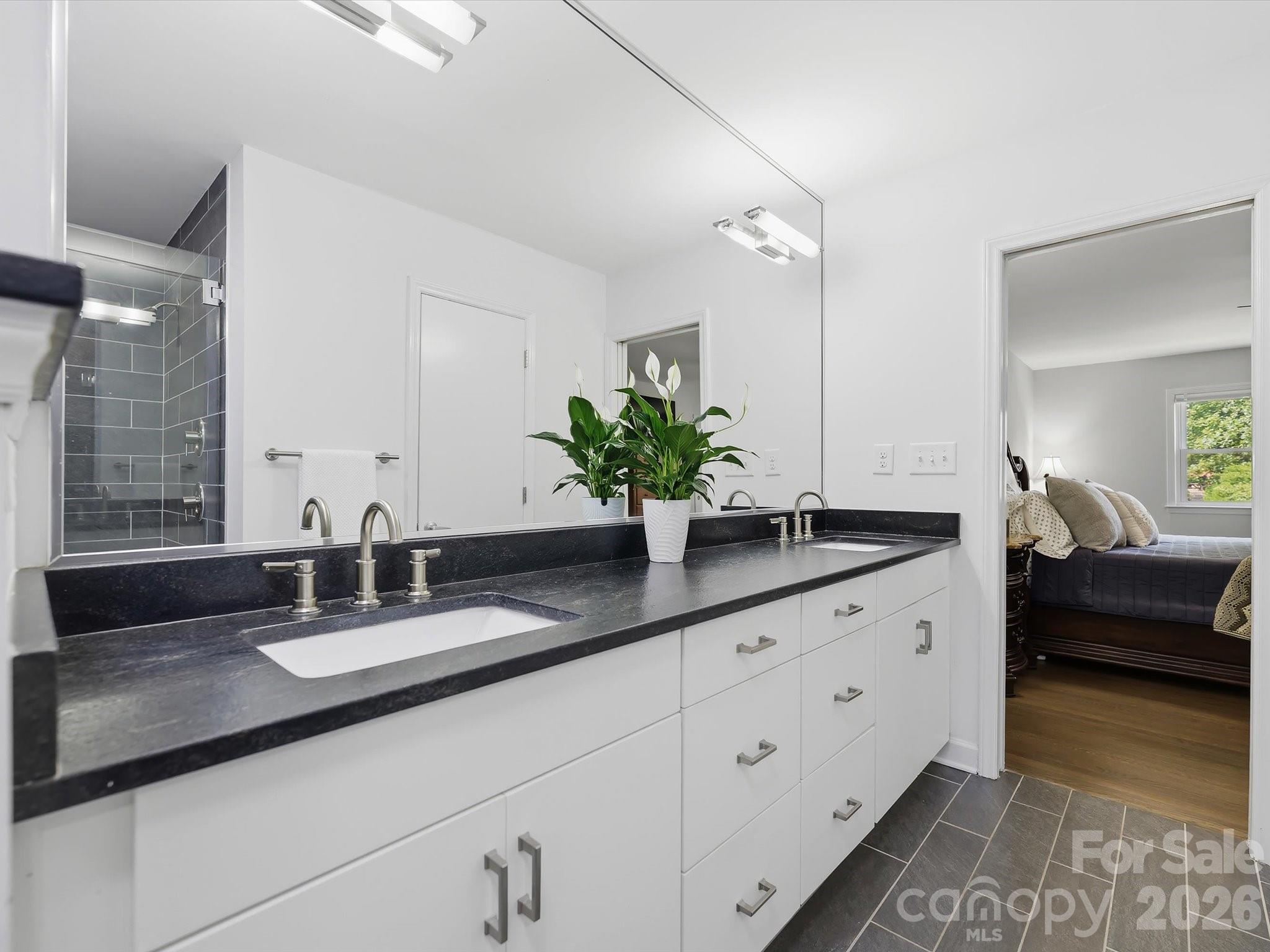 6419 Morven Lane — Charlotte