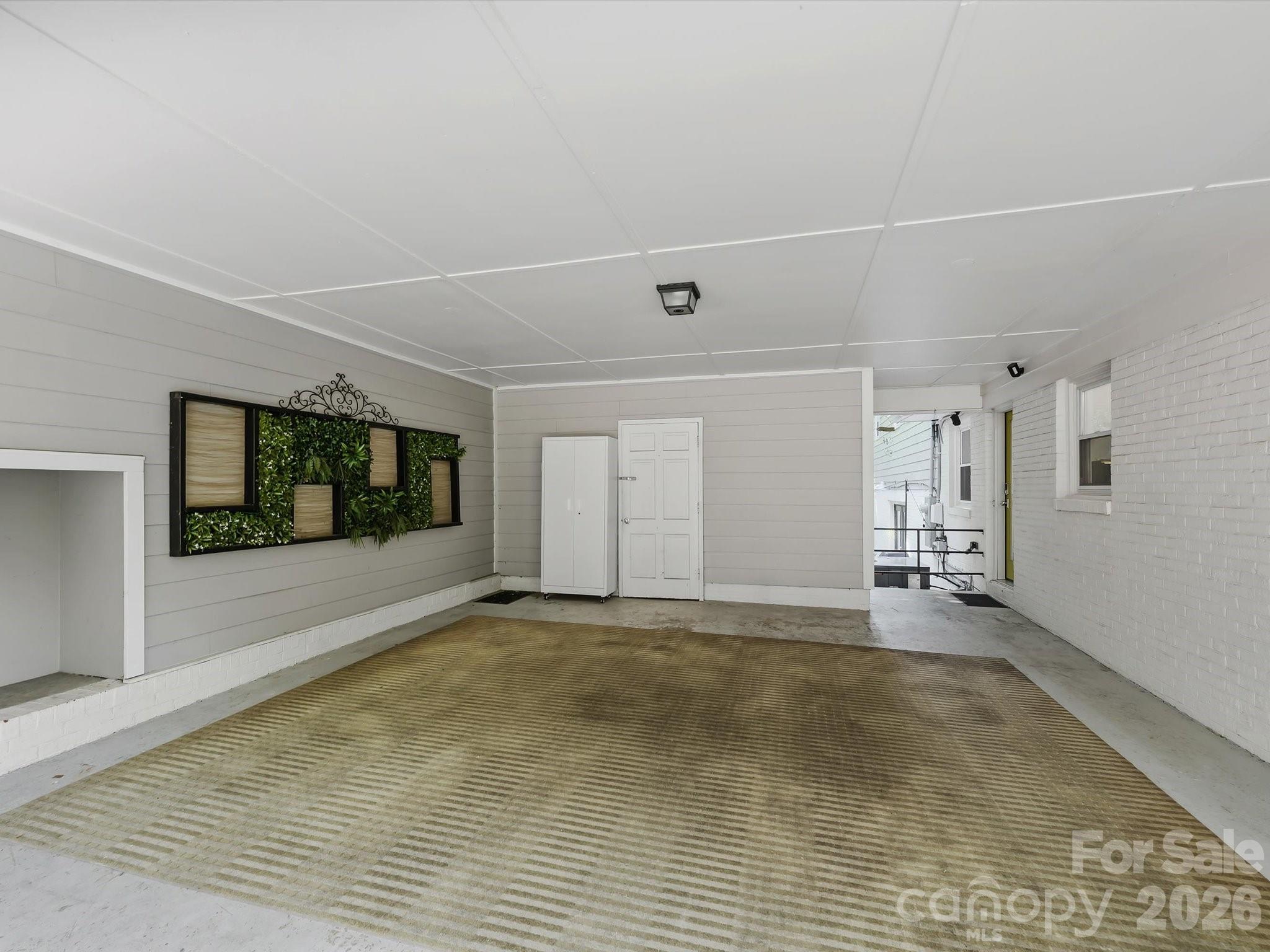 6419 Morven Lane — Charlotte