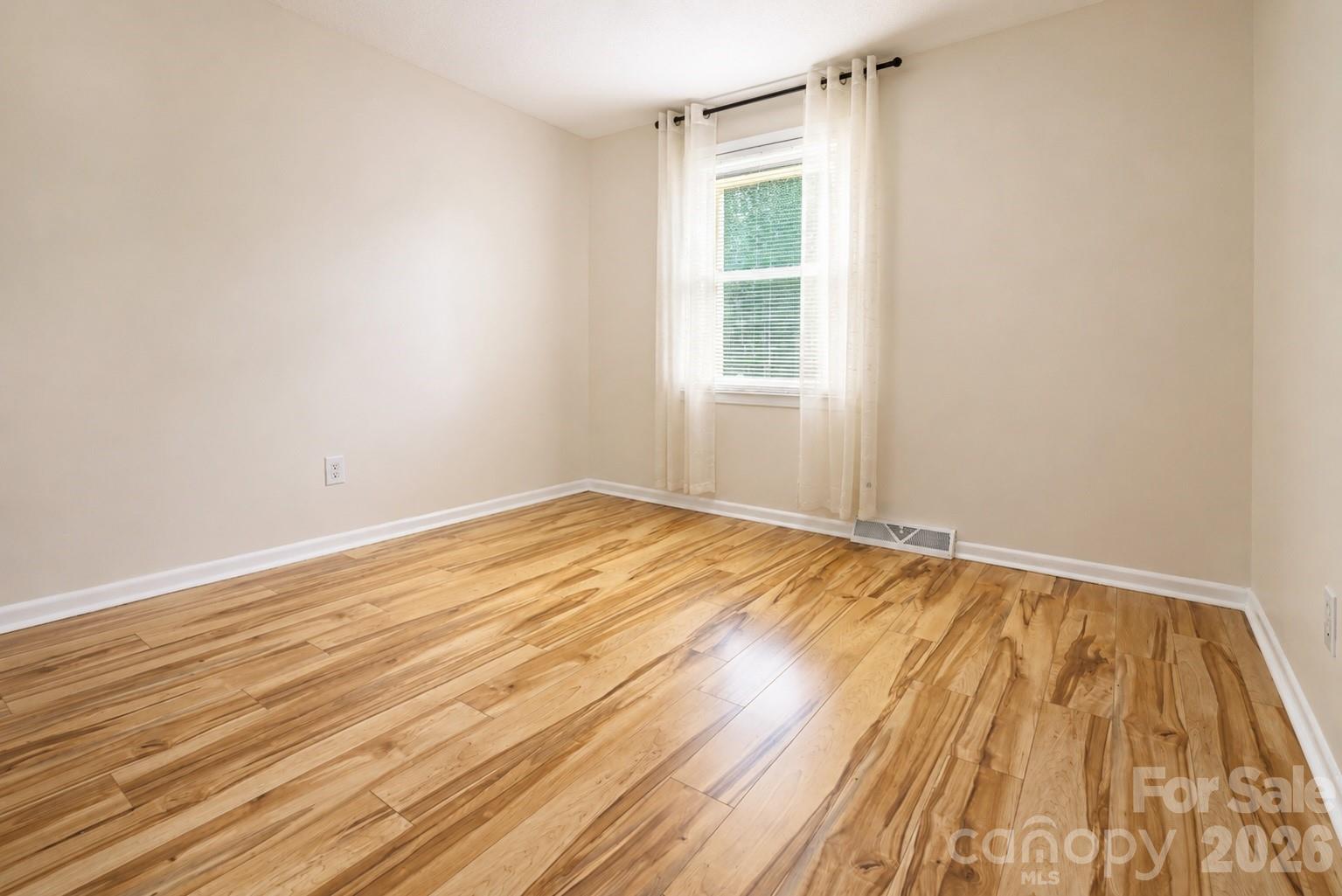 3237 Annex Street — Conover