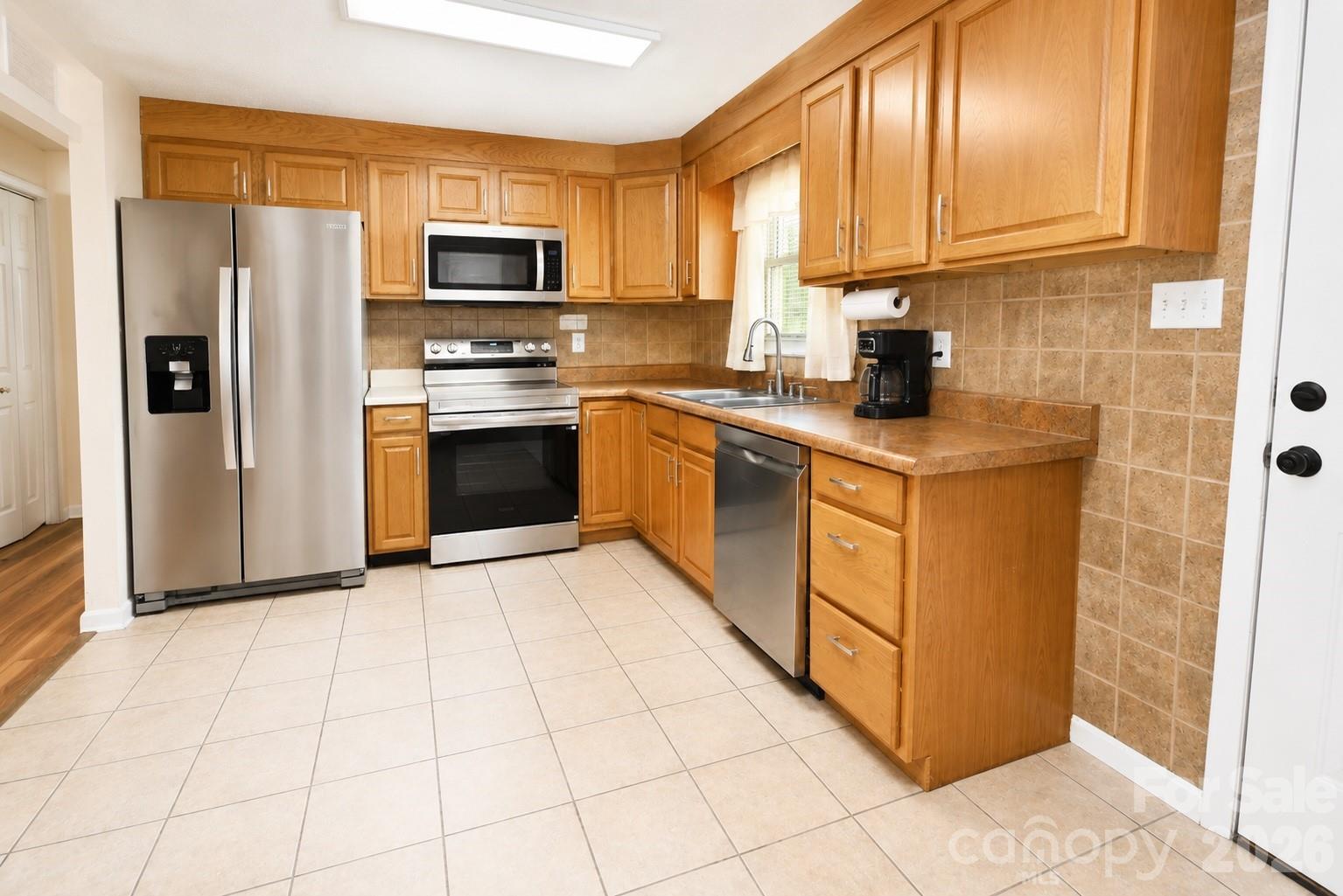 3237 Annex Street — Conover