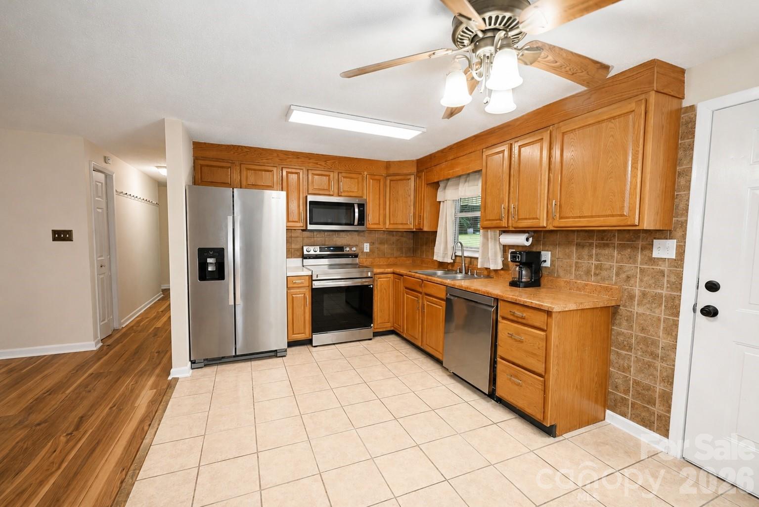 3237 Annex Street — Conover