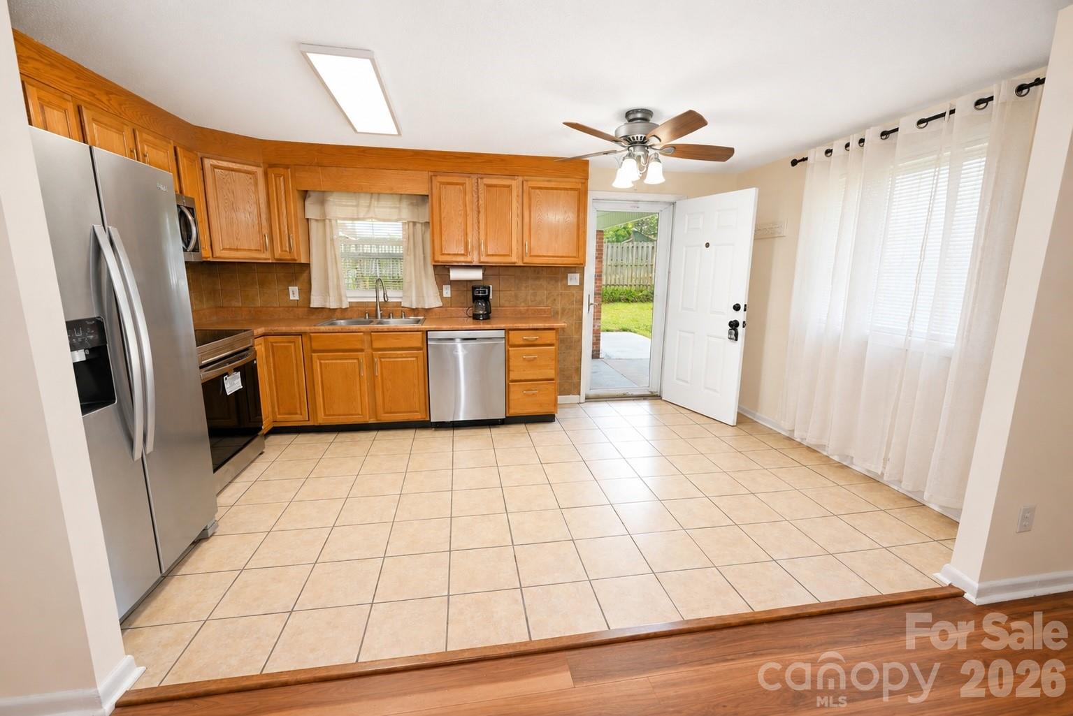 3237 Annex Street — Conover