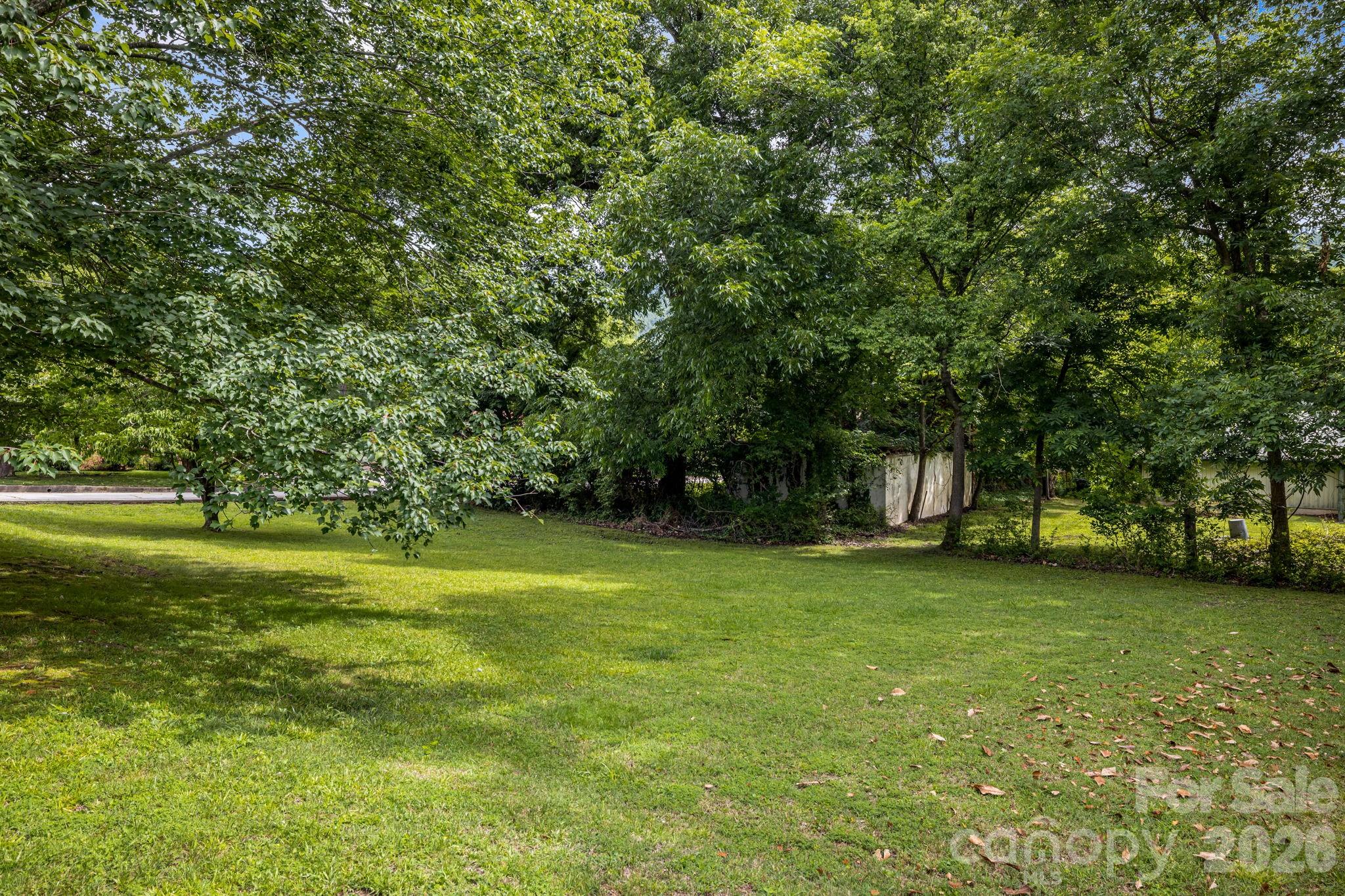 82 Hill Street — Hot Springs