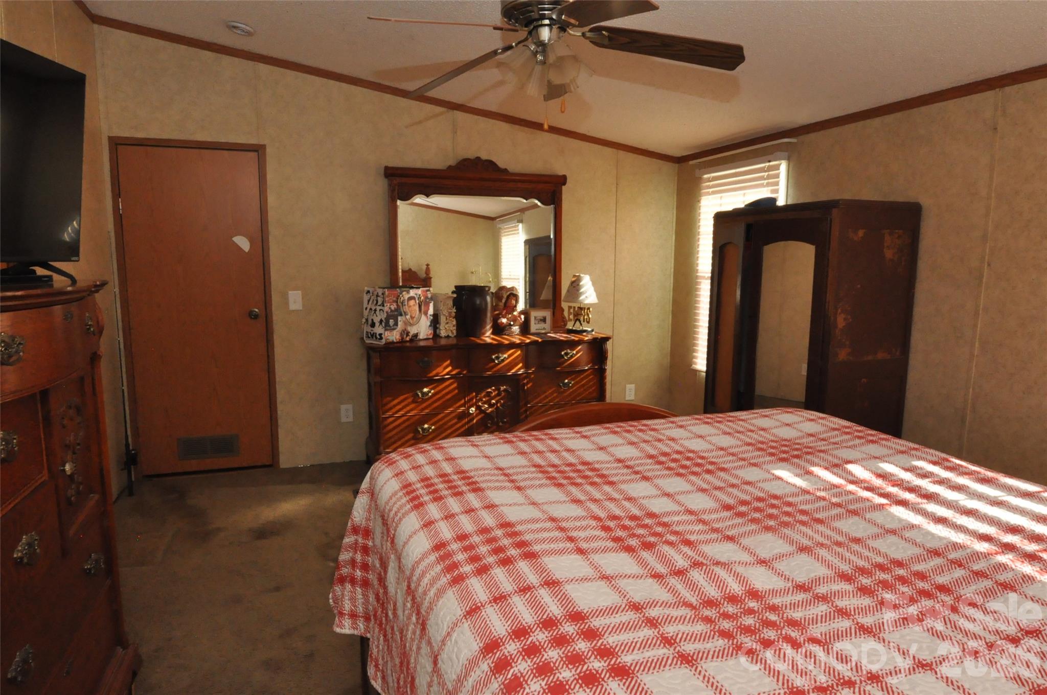 977 Langley Drive — Chester