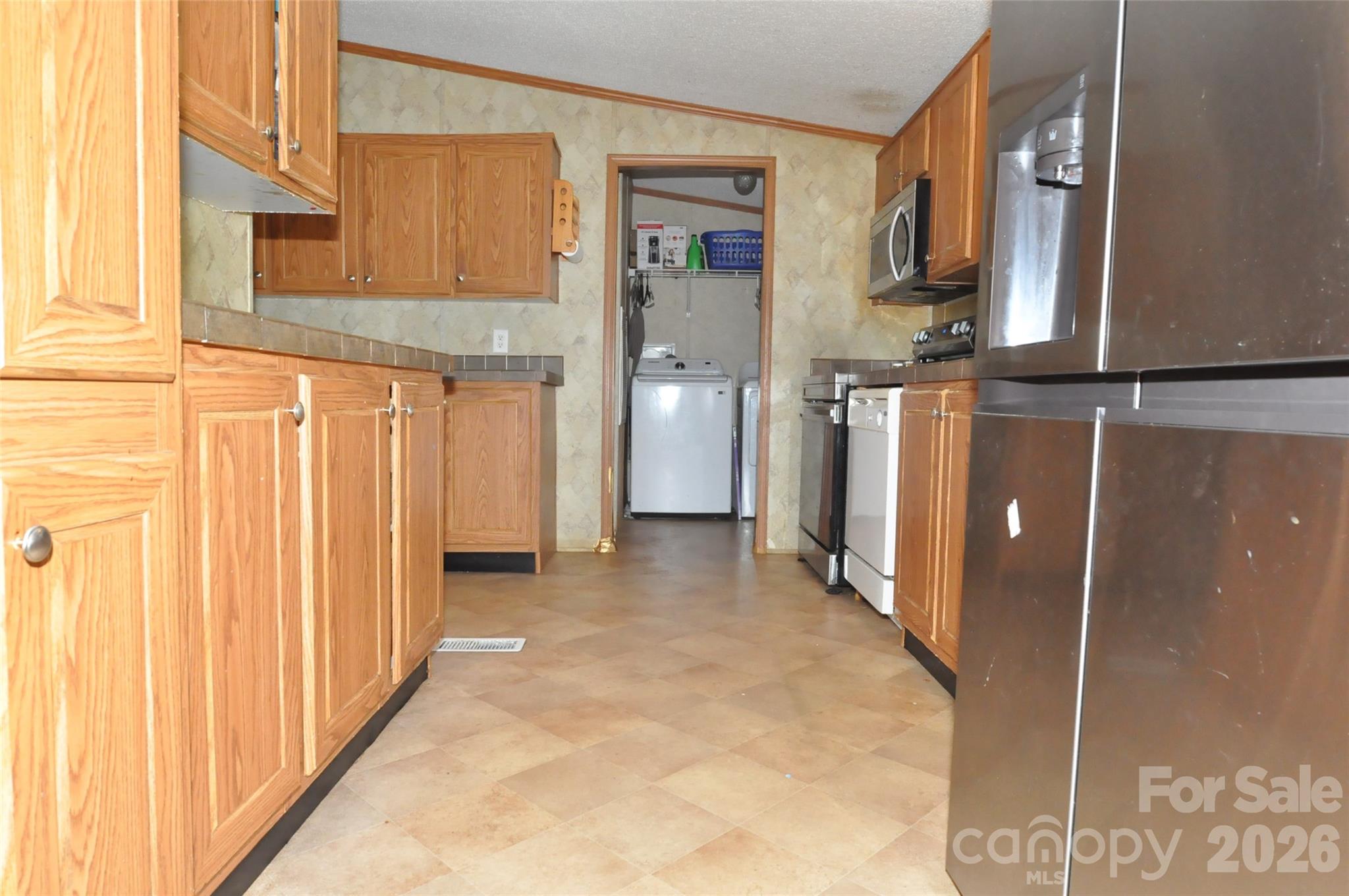 977 Langley Drive — Chester