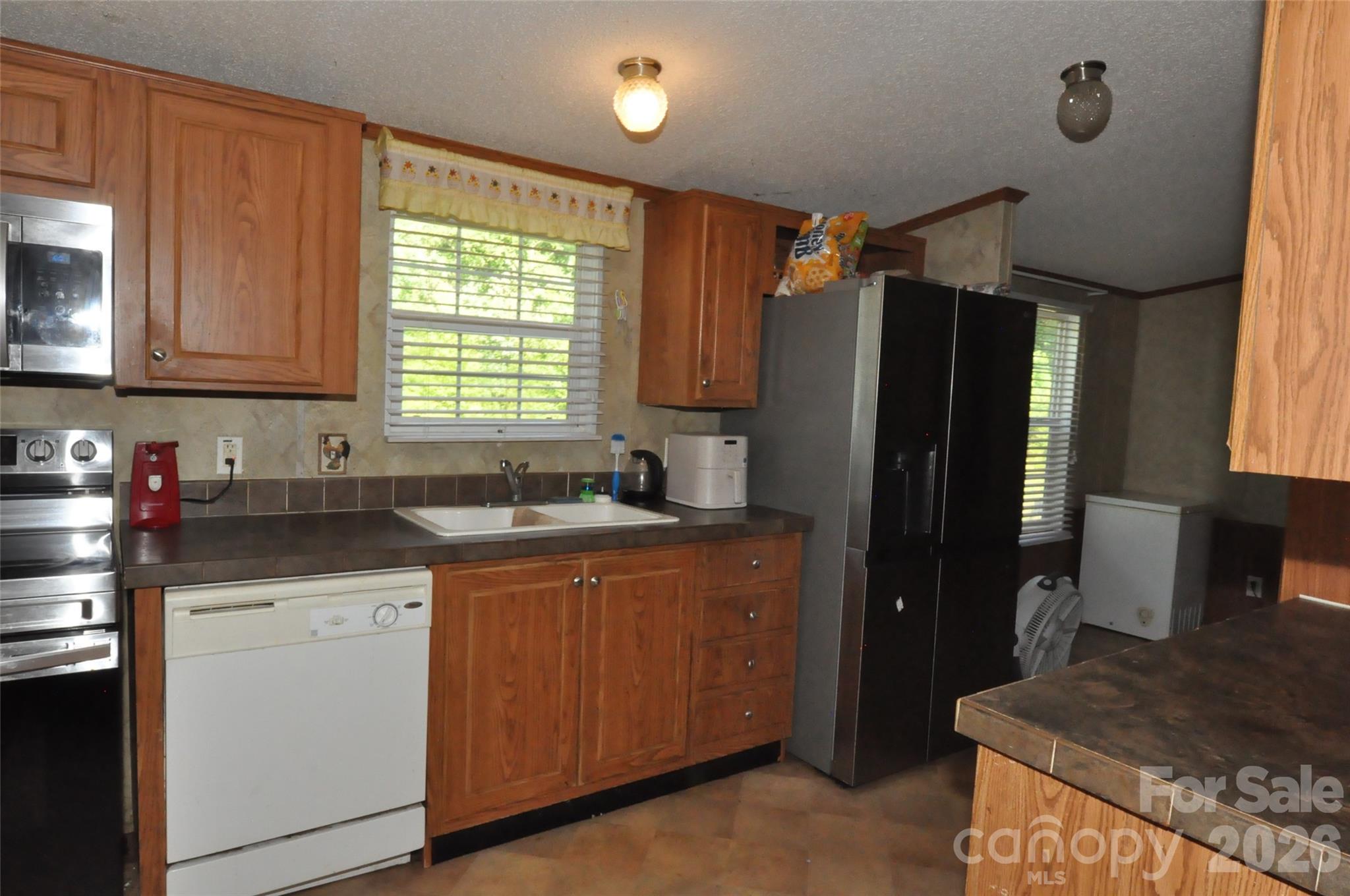 977 Langley Drive — Chester
