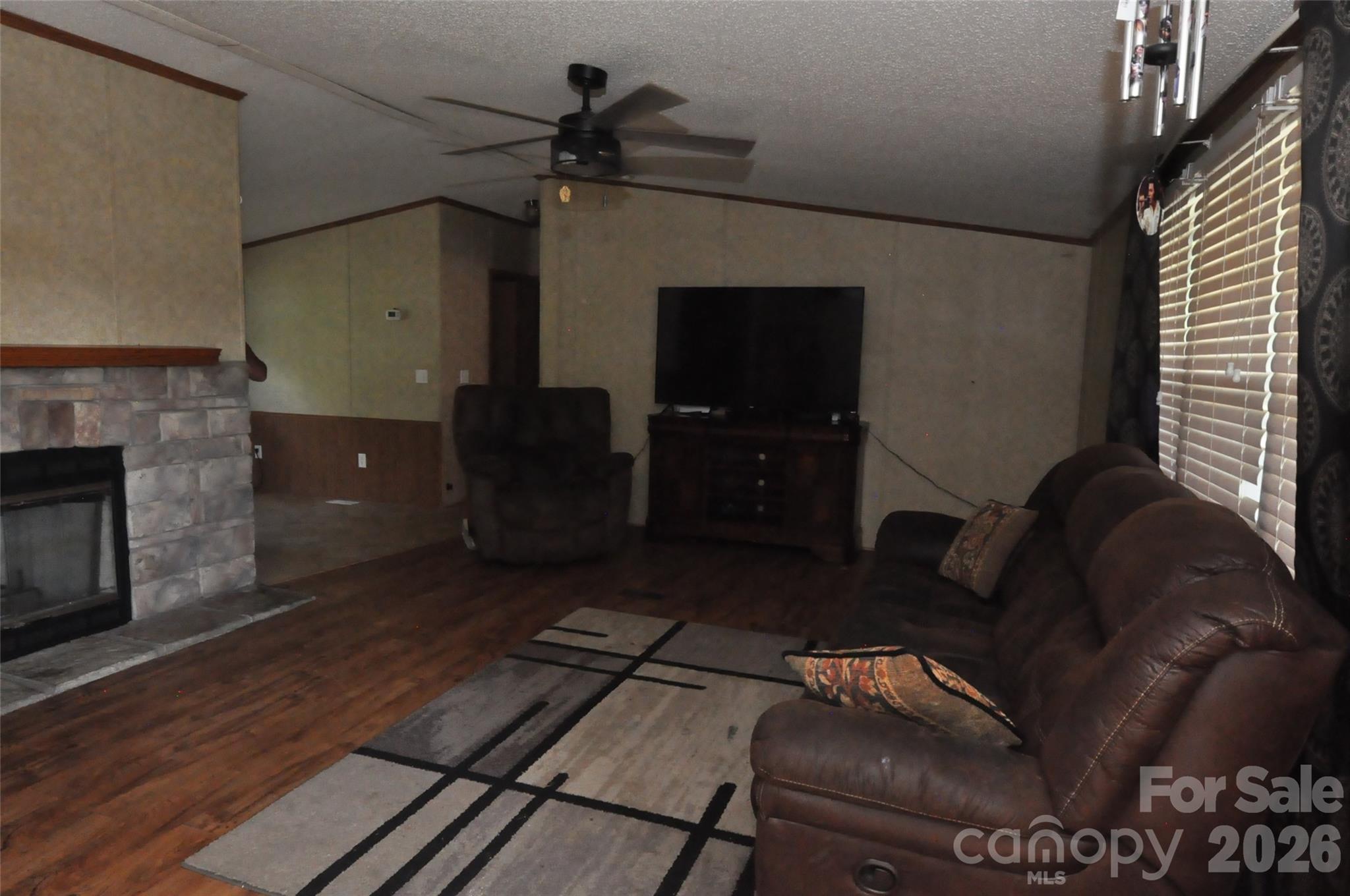 977 Langley Drive — Chester