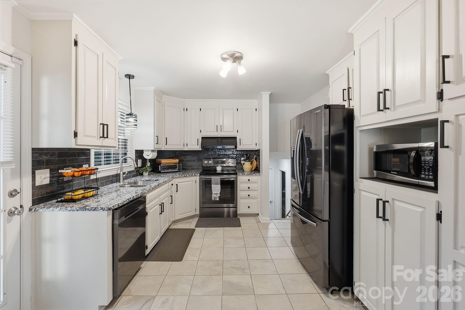 4515 Easthaven Drive — Charlotte