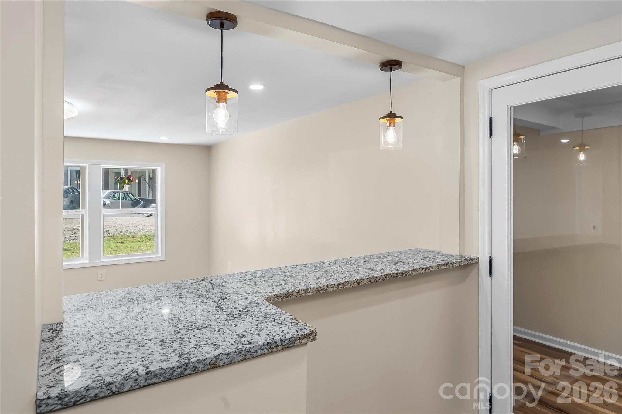529 NW stage Street — Lenoir