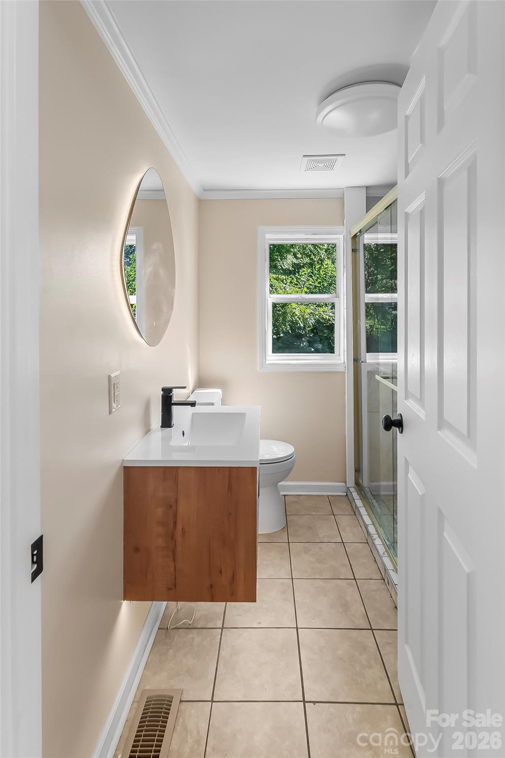 529 NW stage Street — Lenoir