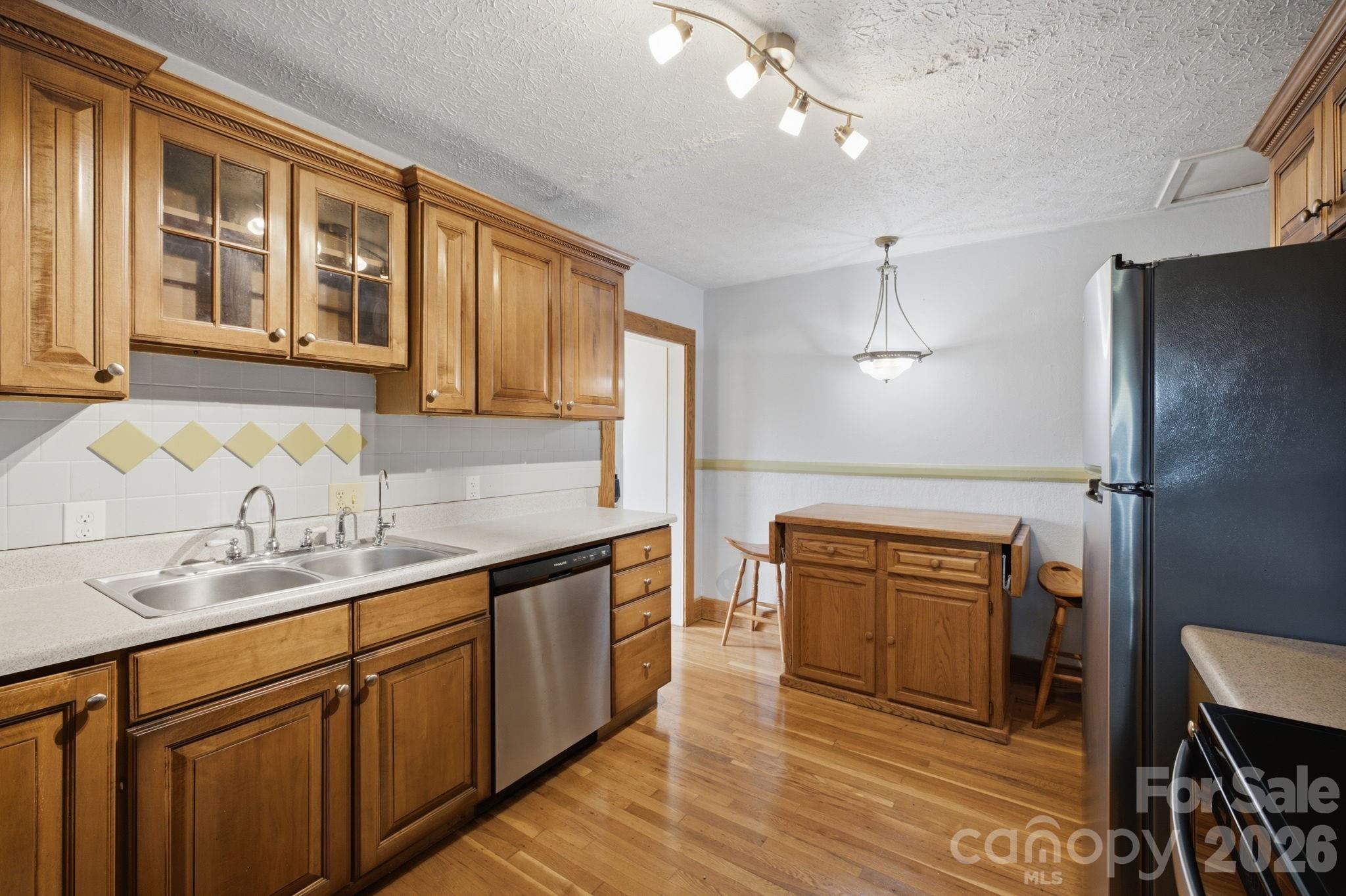 108 Patton Avenue — Canton