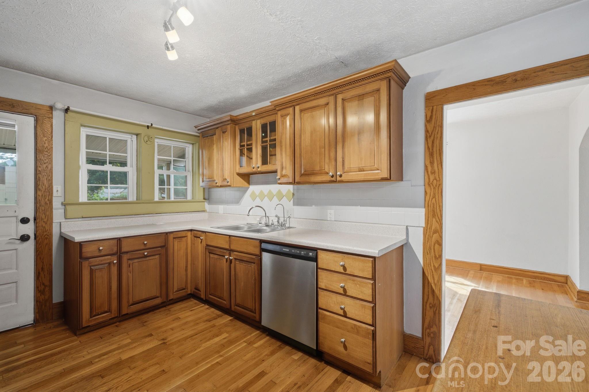108 Patton Avenue — Canton