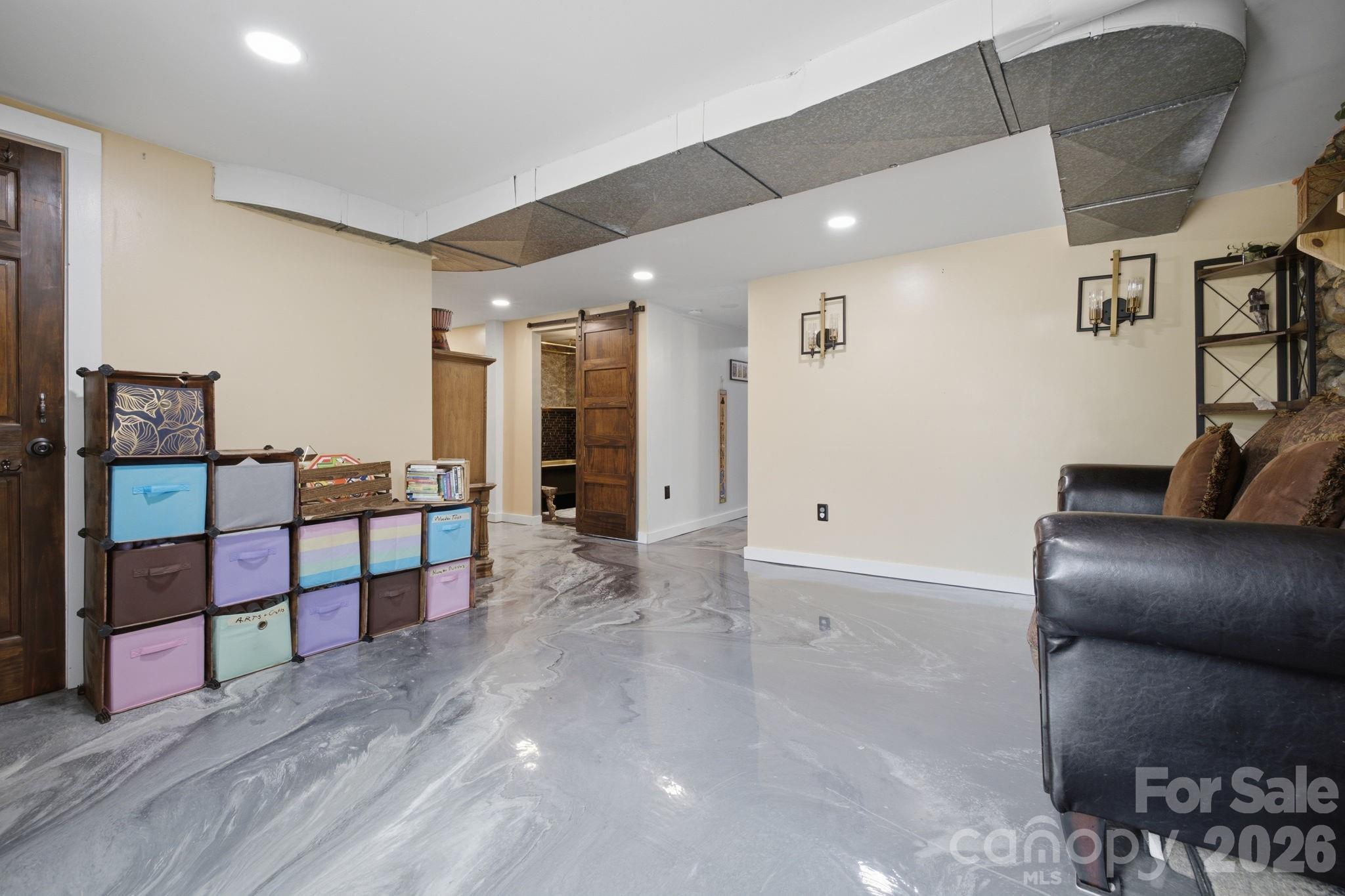 108 Patton Avenue — Canton