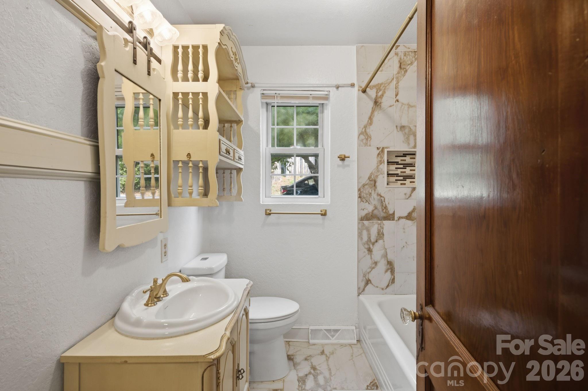 108 Patton Avenue — Canton