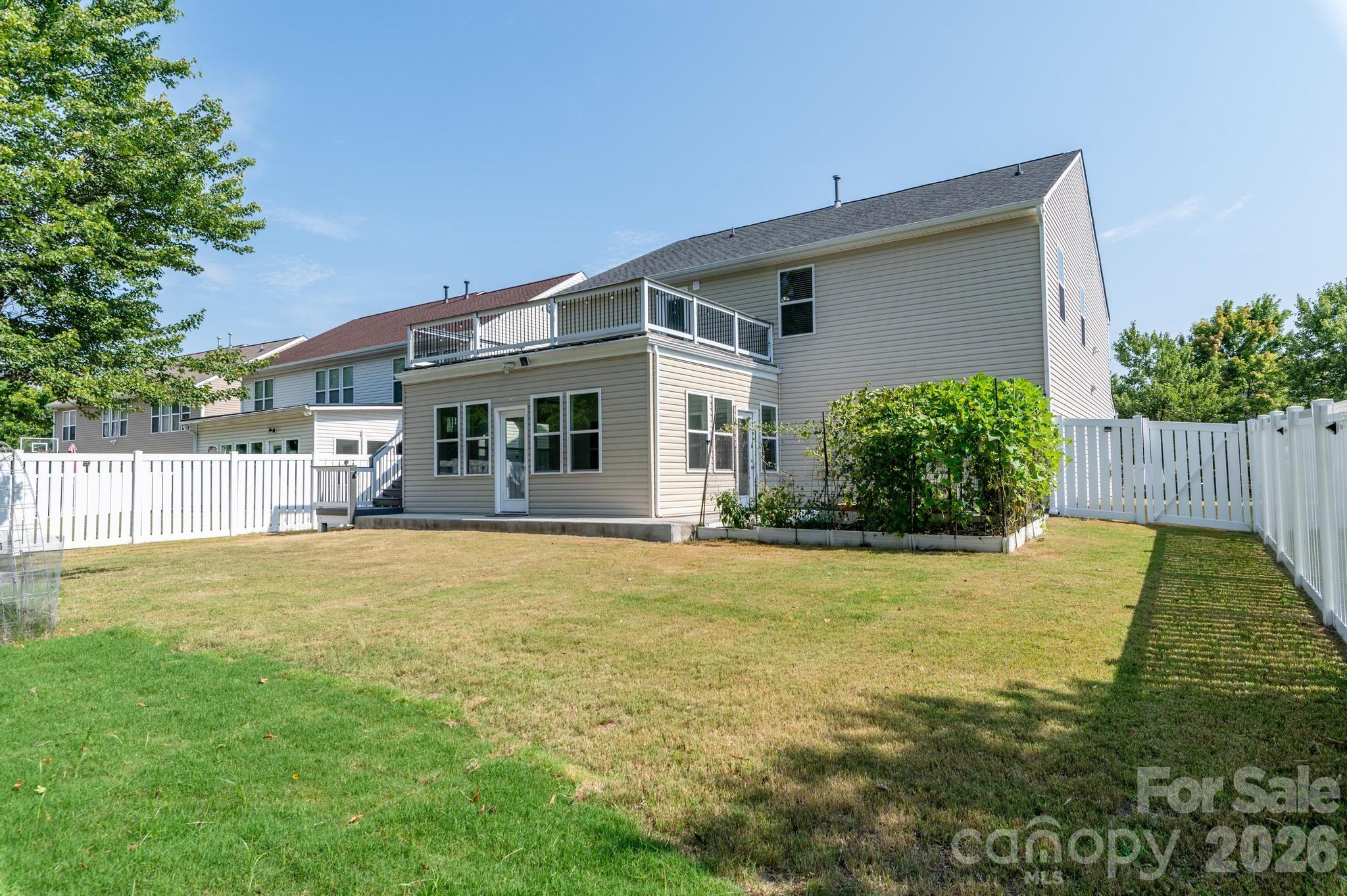 8212 Ruby Valley Road — Charlotte