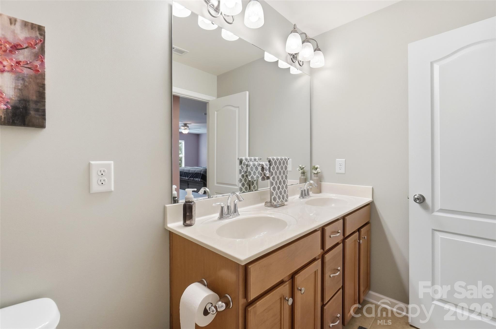 3715 Franklin Meadows Drive — Matthews