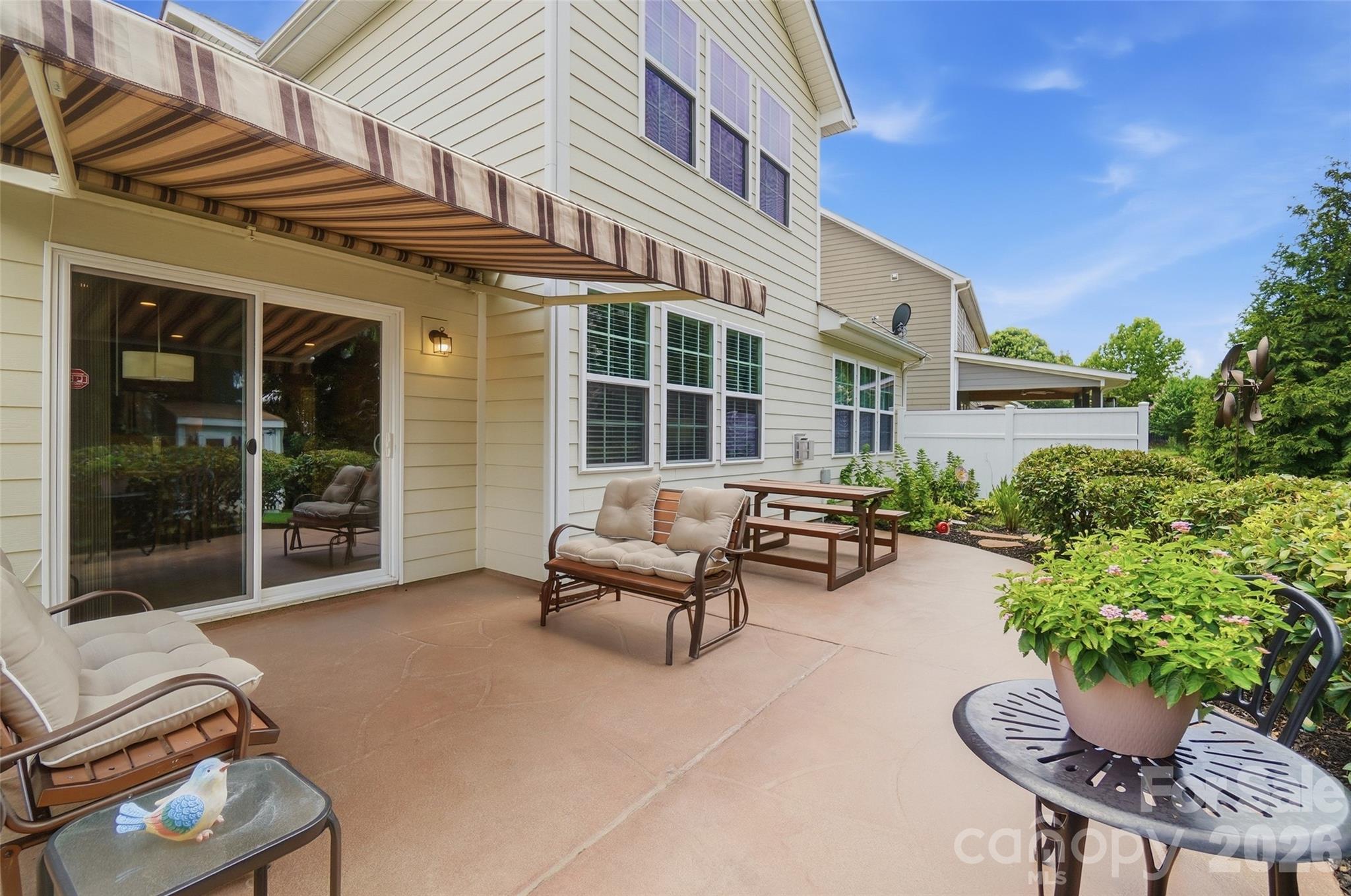 3715 Franklin Meadows Drive — Matthews