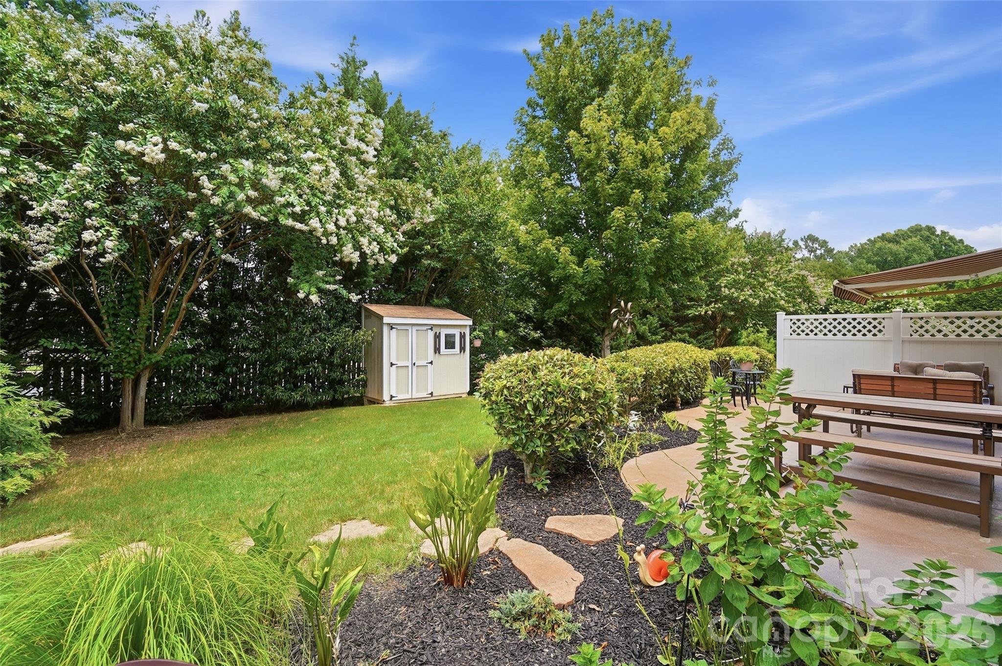 3715 Franklin Meadows Drive — Matthews