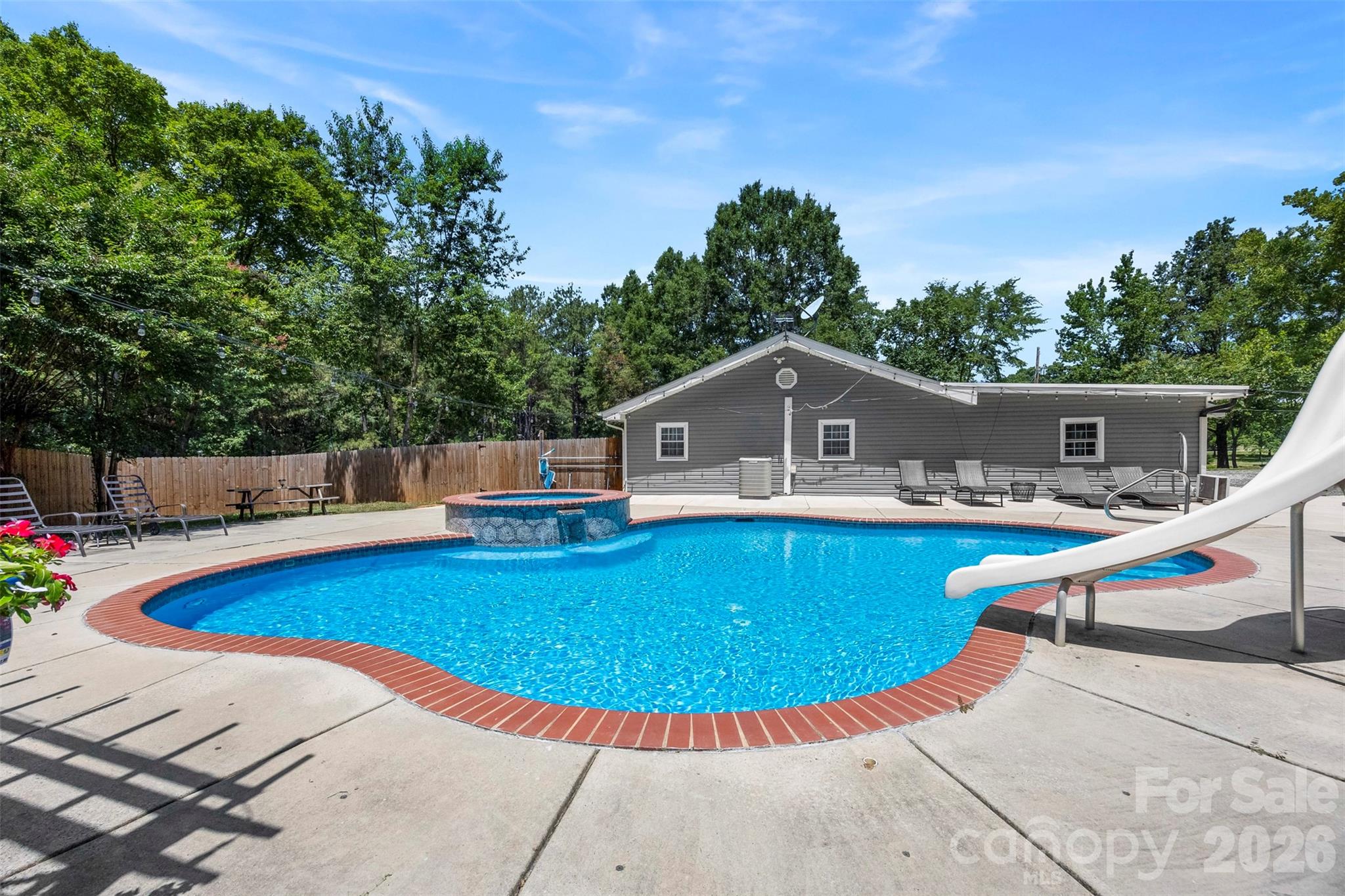 6309 Landsford Road — Marshville