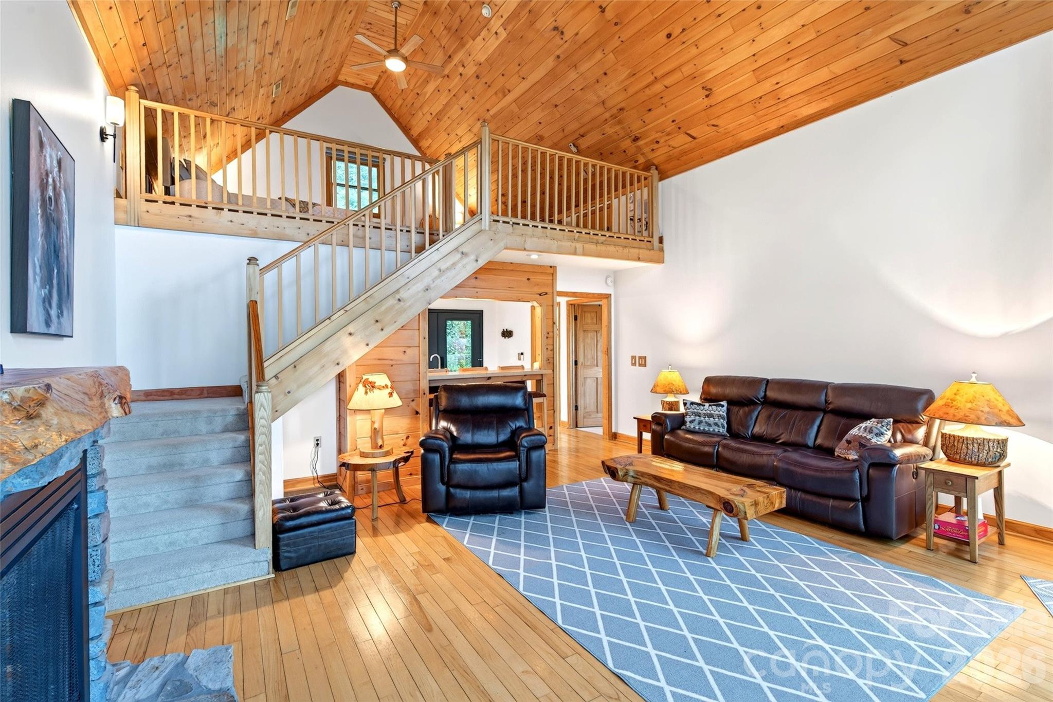 1506 Mckenzie Way S — Old Fort