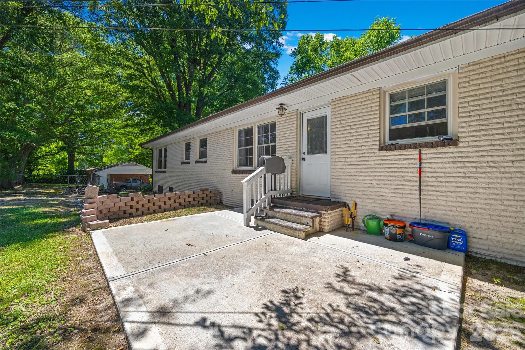 2323 Hedgewood Circle — Gastonia