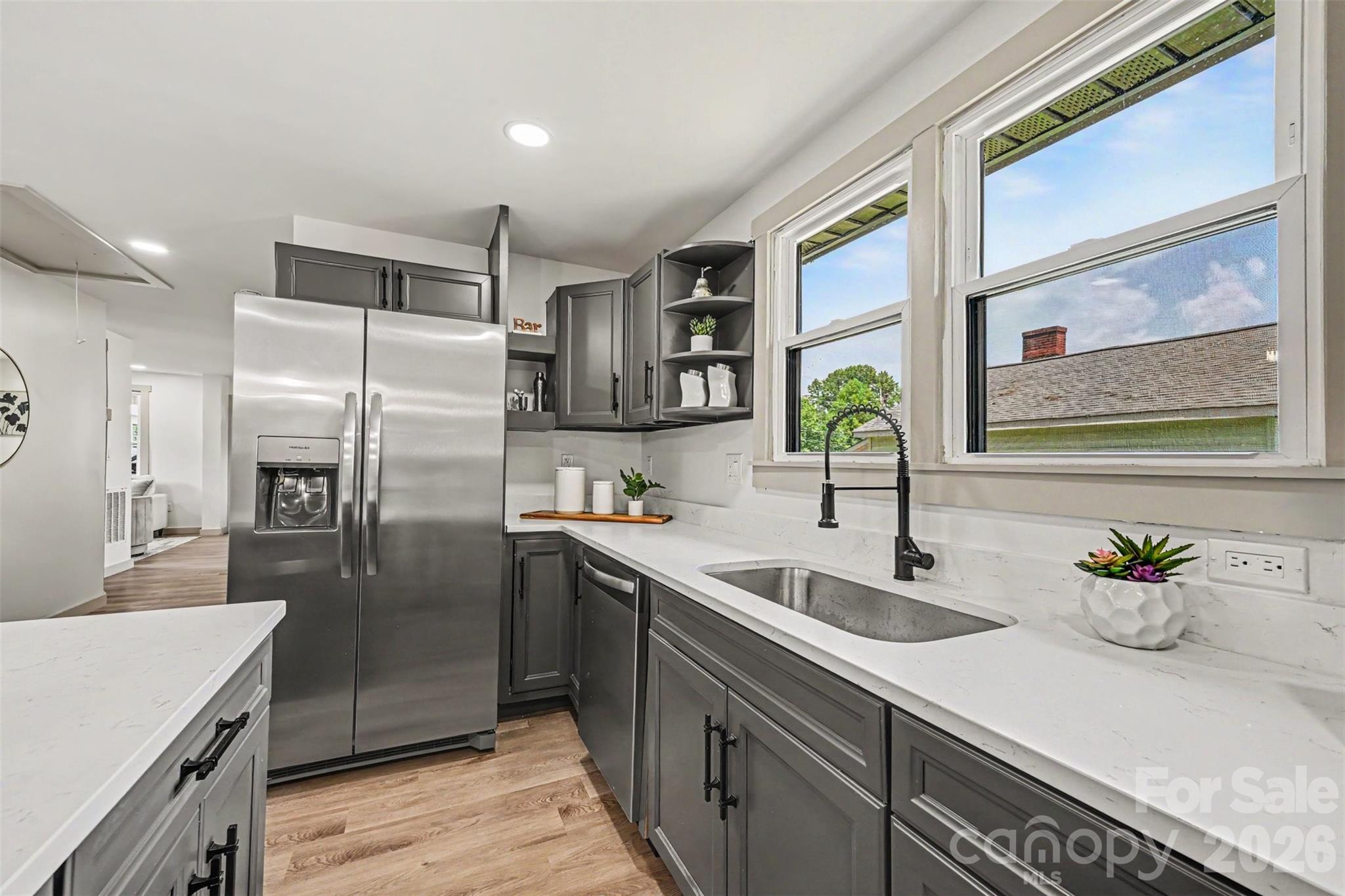 104 E Hartford Avenue — Bessemer City