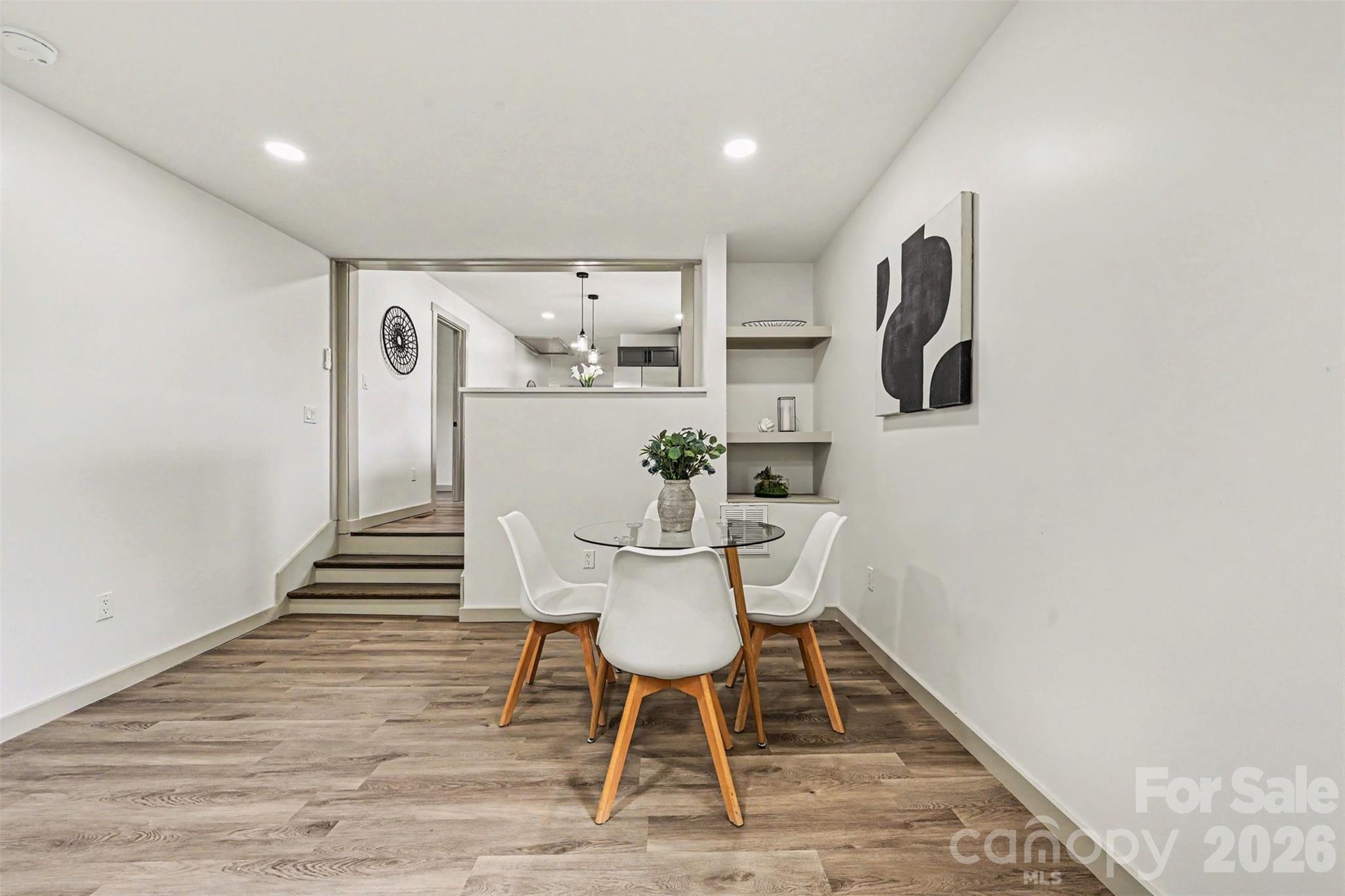 104 E Hartford Avenue — Bessemer City