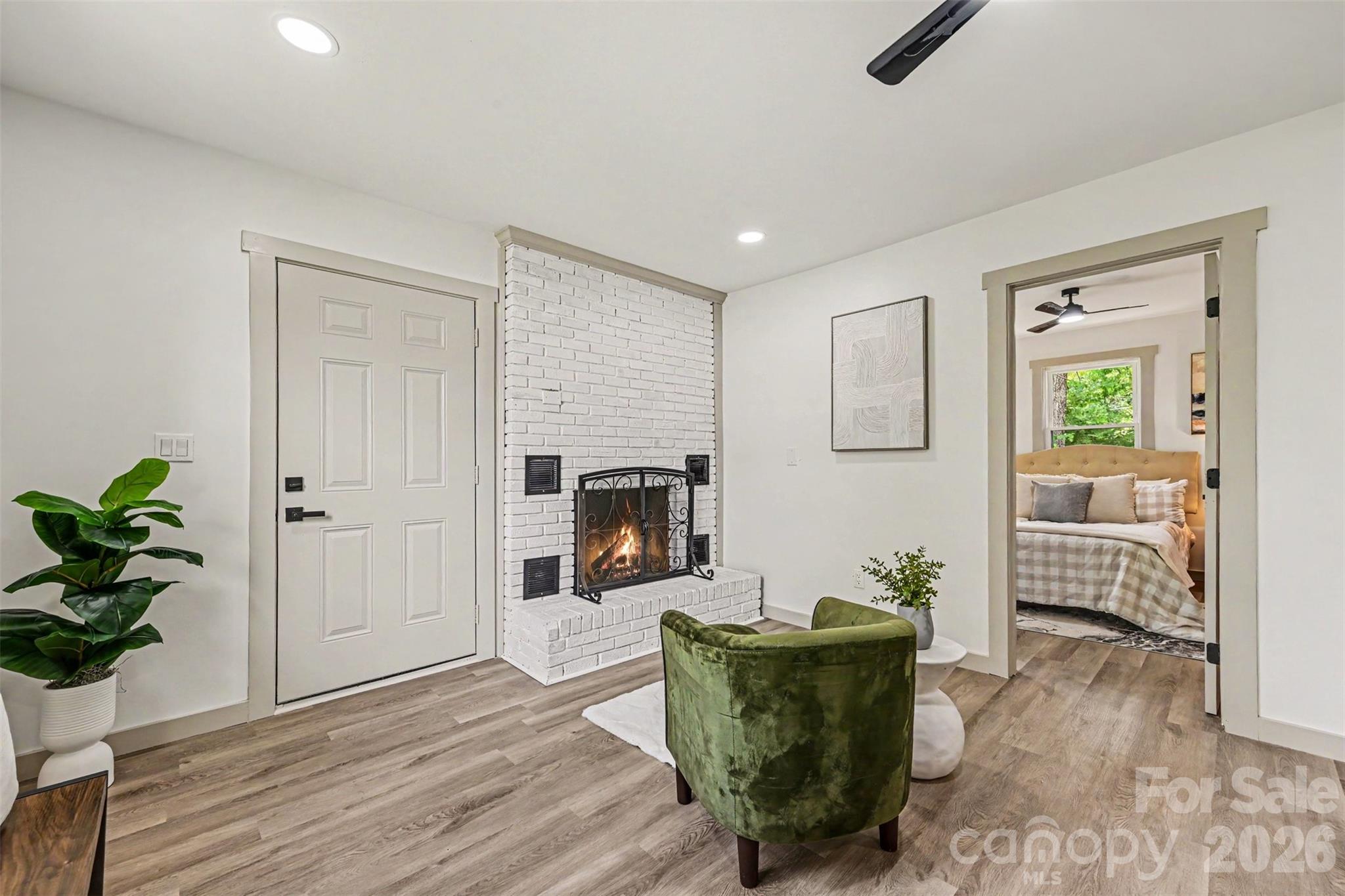 104 E Hartford Avenue — Bessemer City