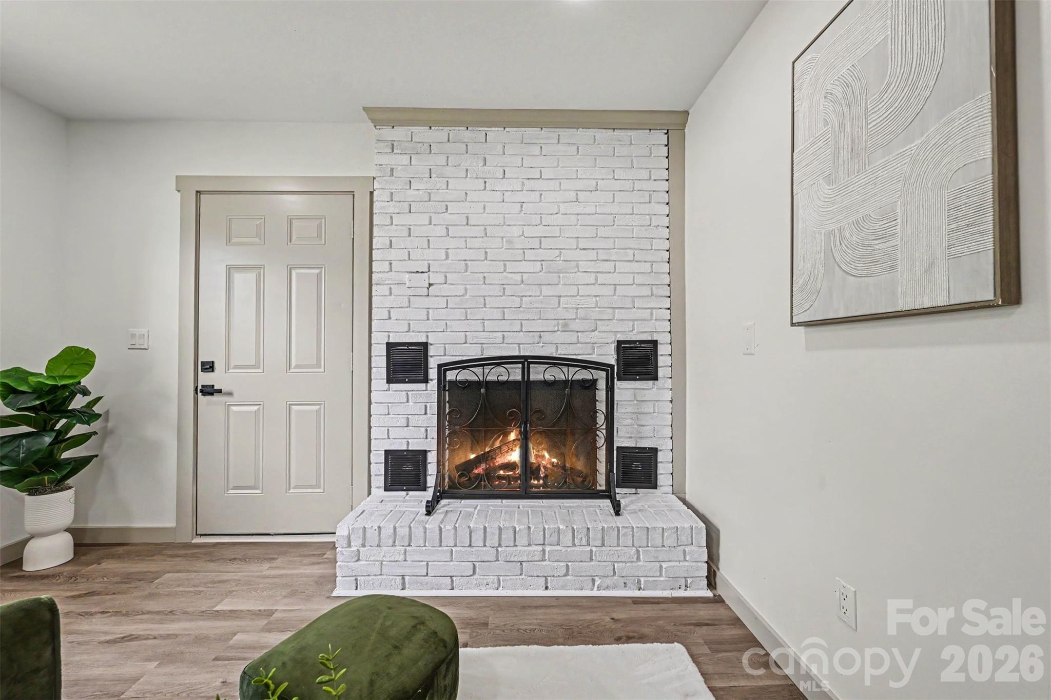 104 E Hartford Avenue — Bessemer City