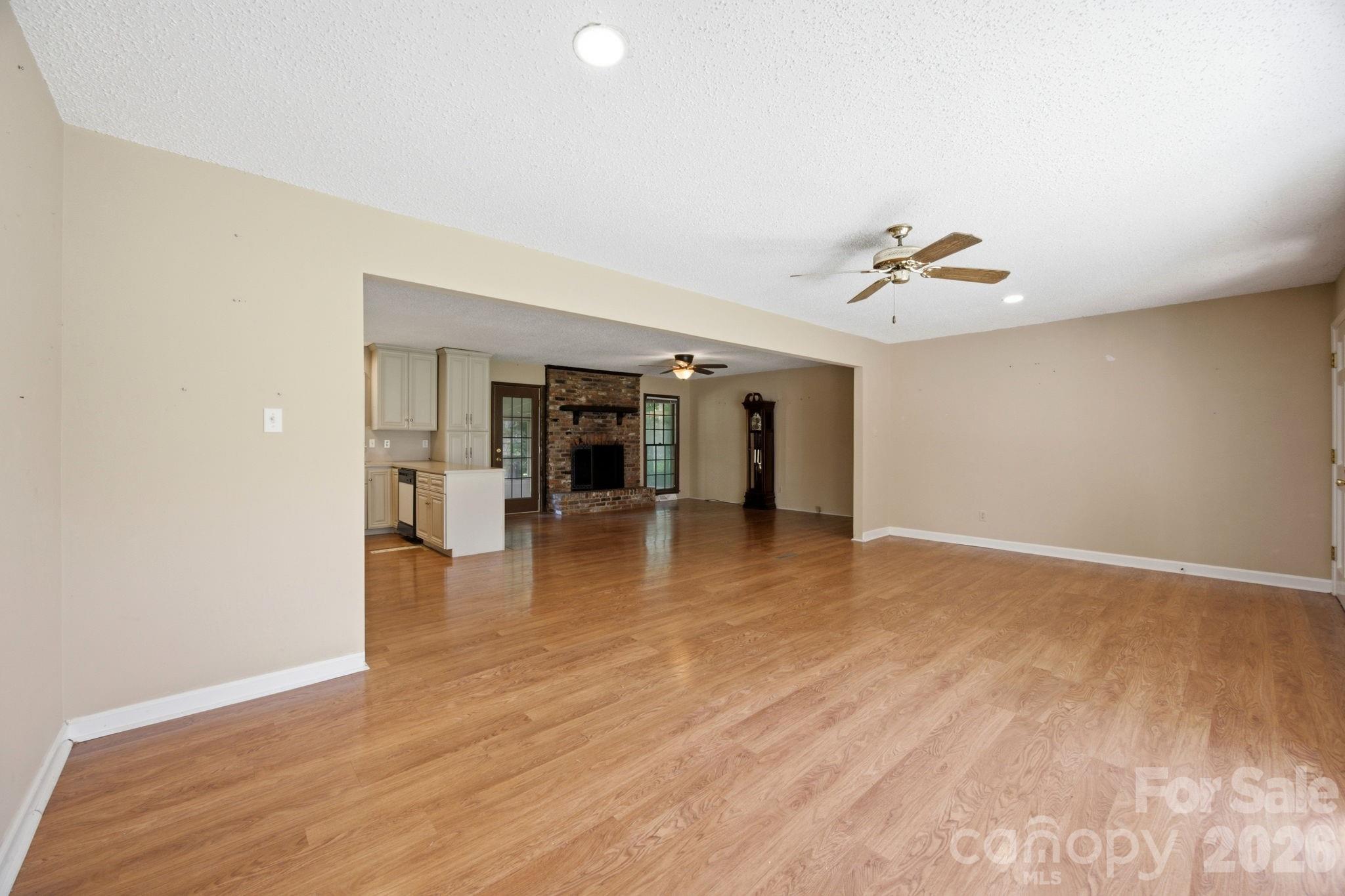 13001 Helena Circle — Charlotte