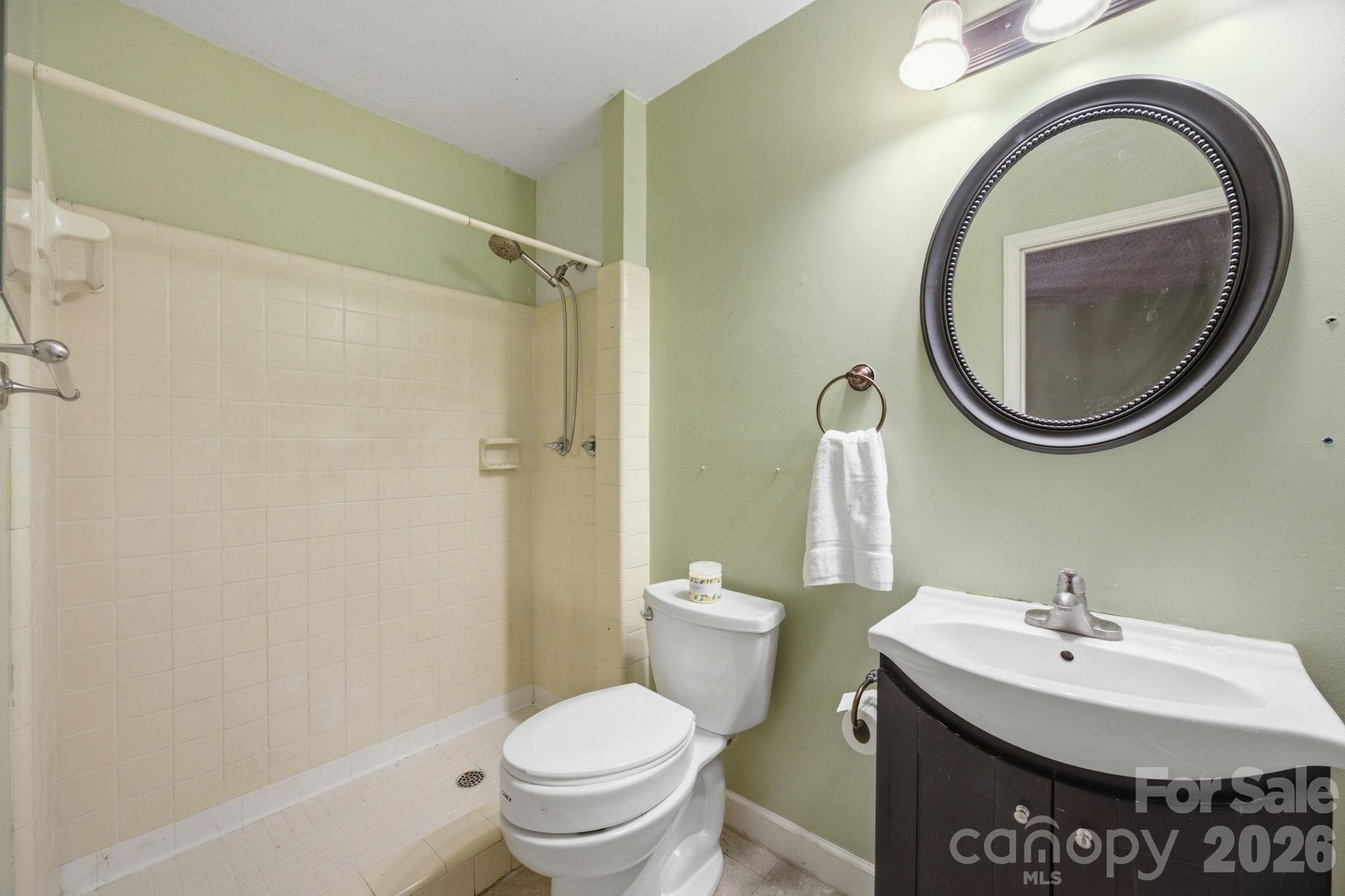 13001 Helena Circle — Charlotte
