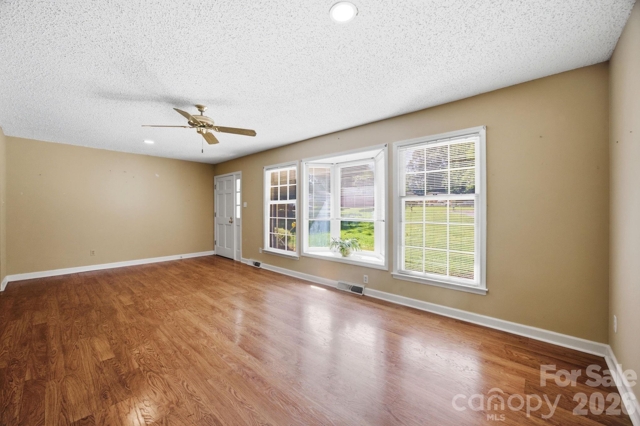 13001 Helena Circle — Charlotte